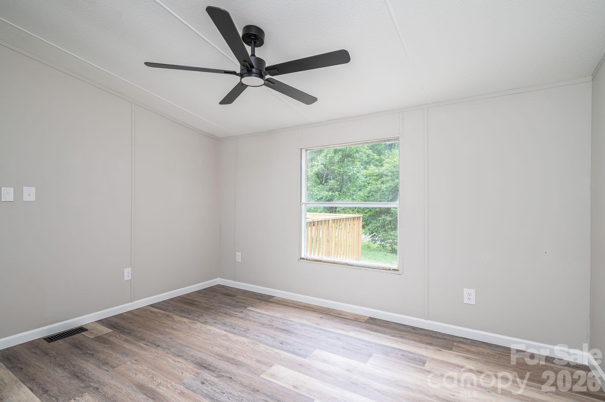 3462 Eaker Road — Cherryville