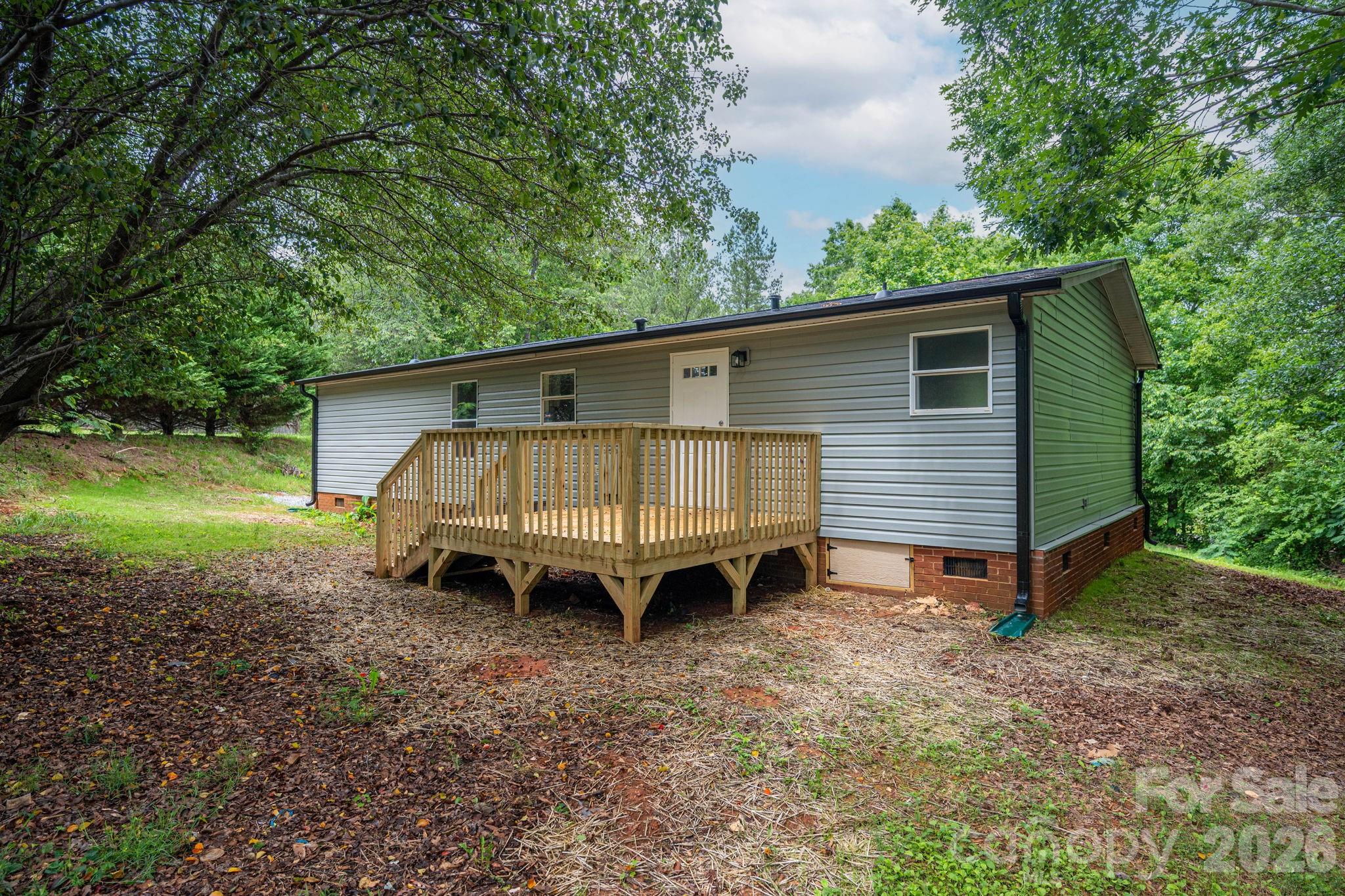 3462 Eaker Road — Cherryville