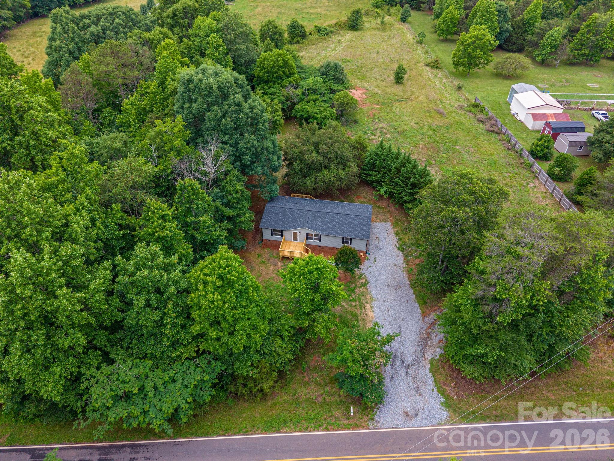 3462 Eaker Road — Cherryville