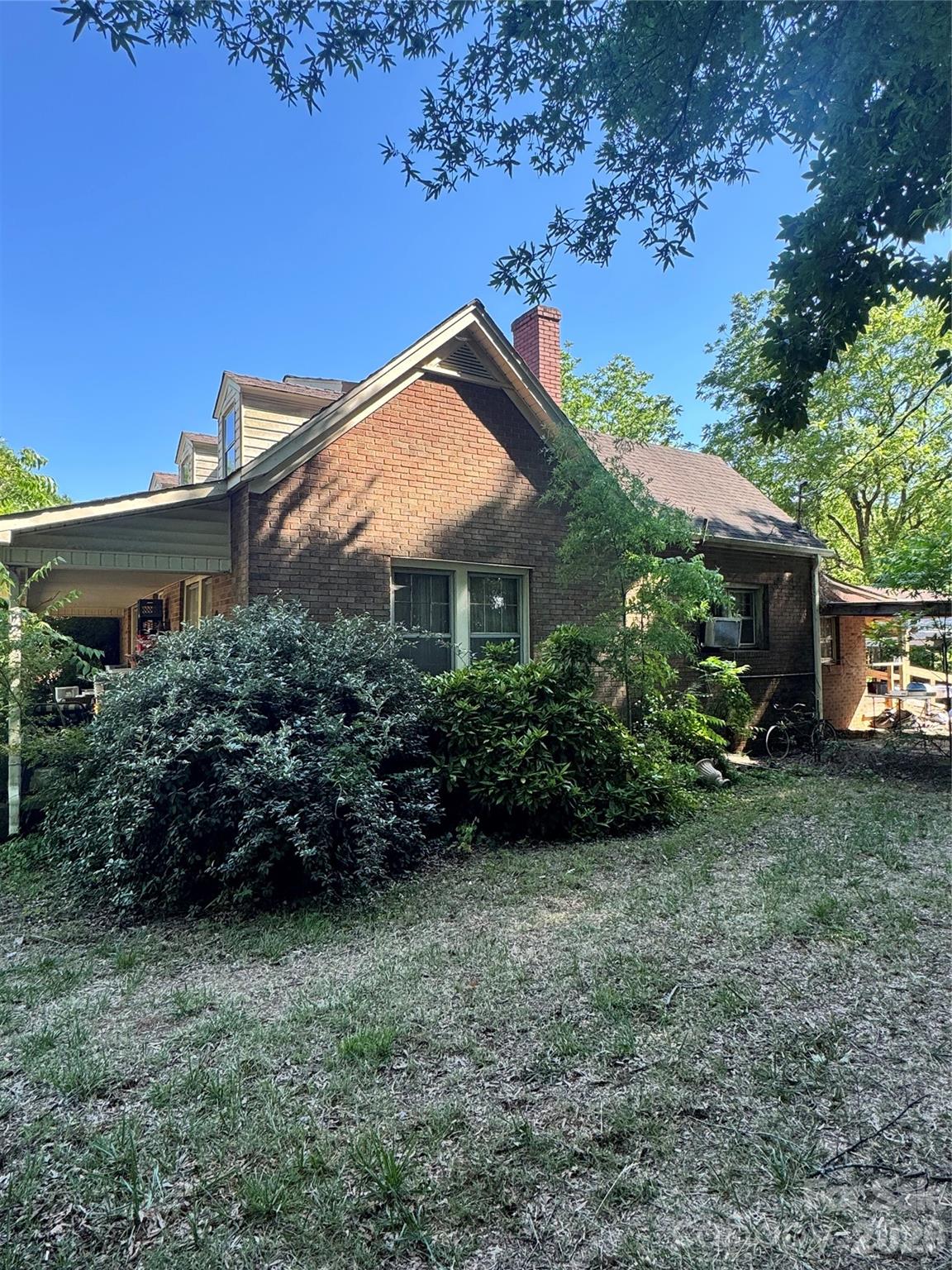 3449 Taylorsville Highway — Statesville