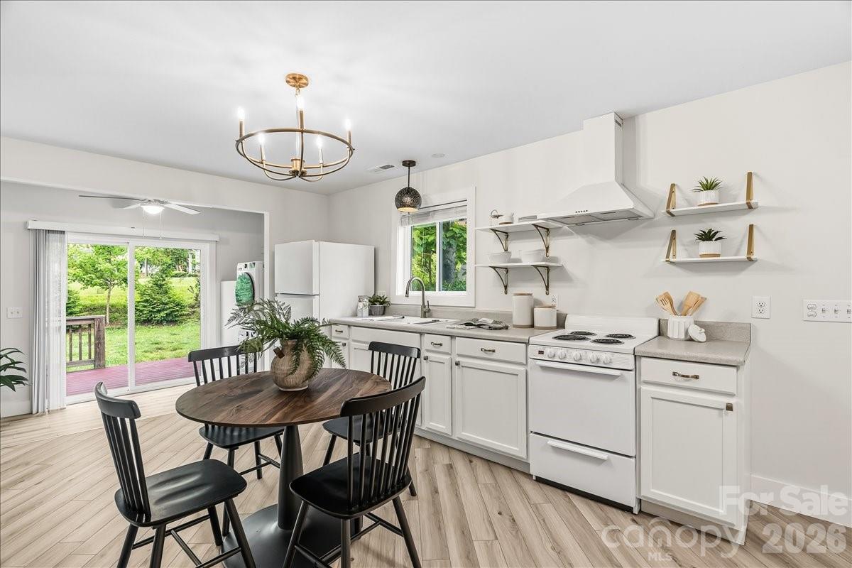 166 Outland Avenue — Brevard