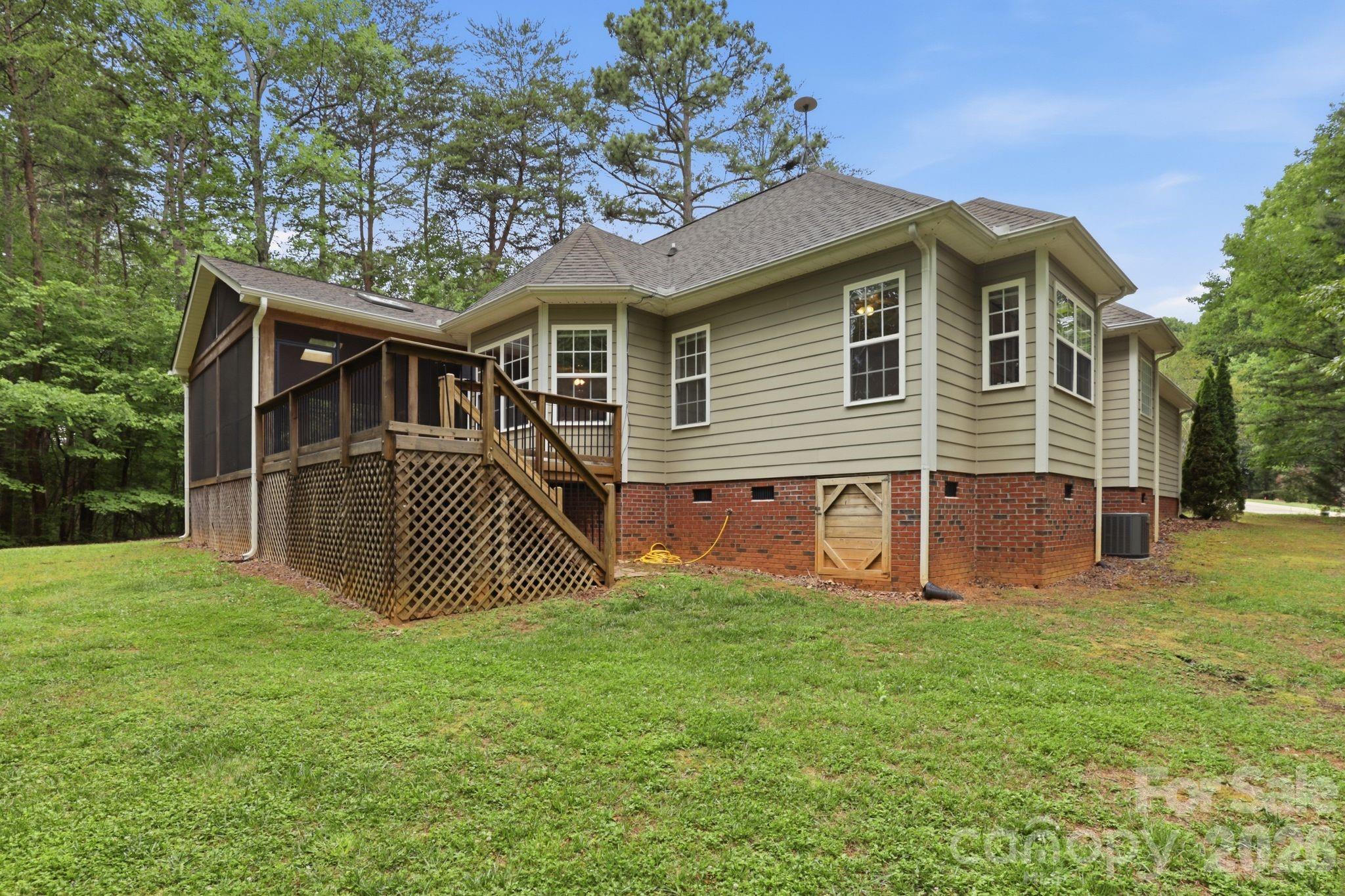3652 Burton Street — Sherrills Ford