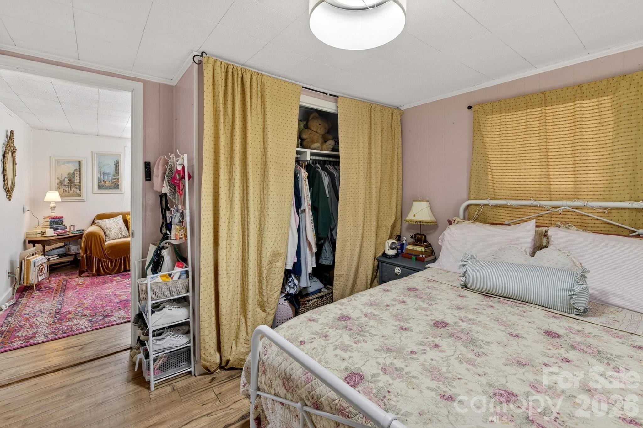 1327 Hwy 268 Highway — Lenoir