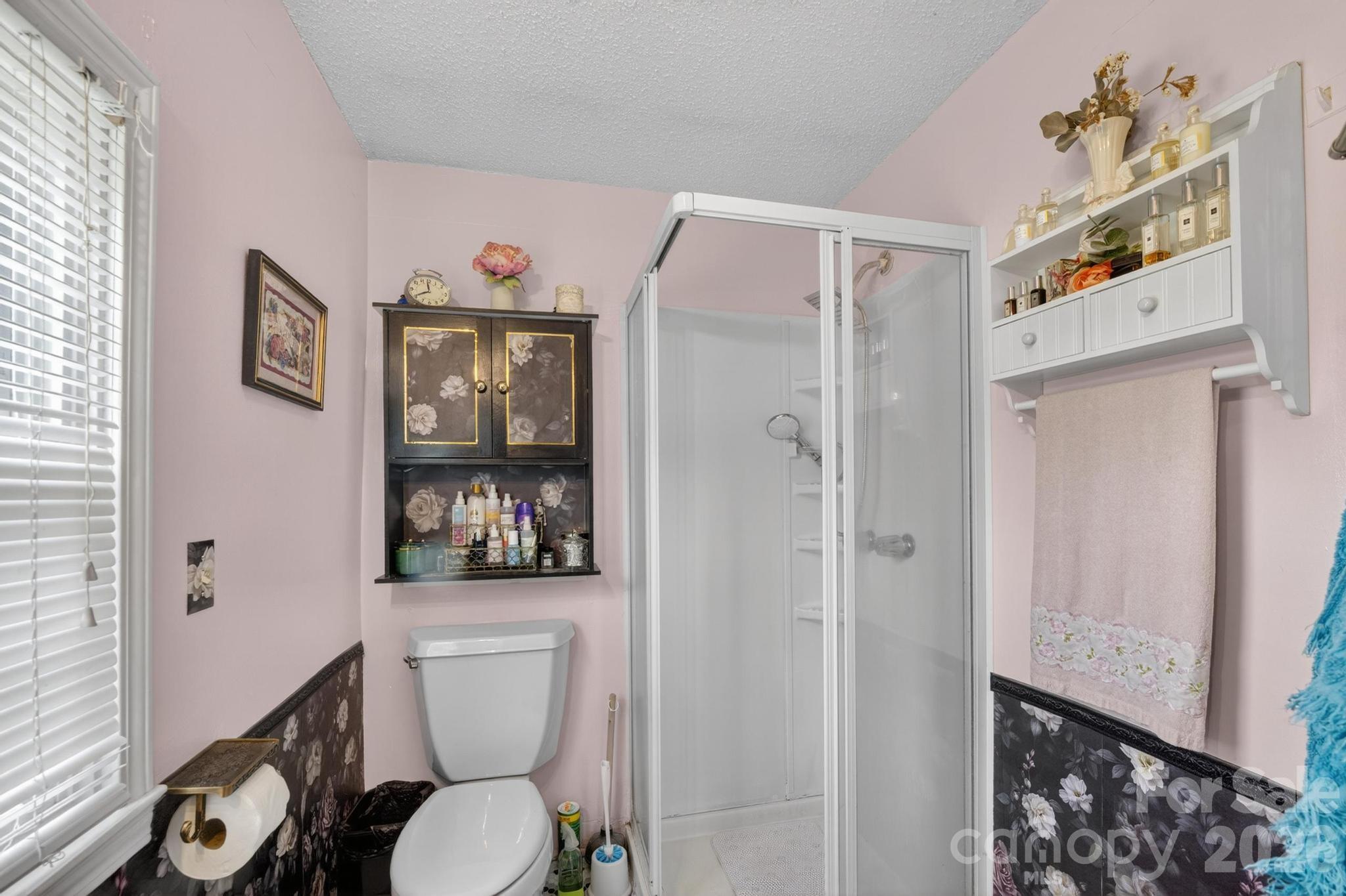 1327 Hwy 268 Highway — Lenoir