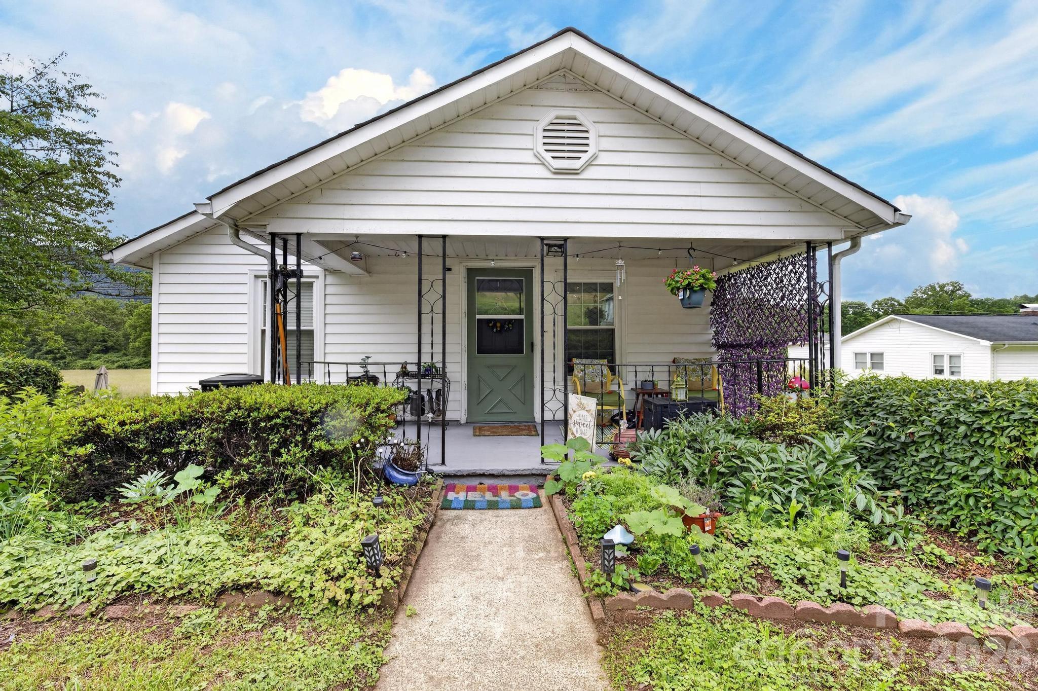 1327 Hwy 268 Highway — Lenoir
