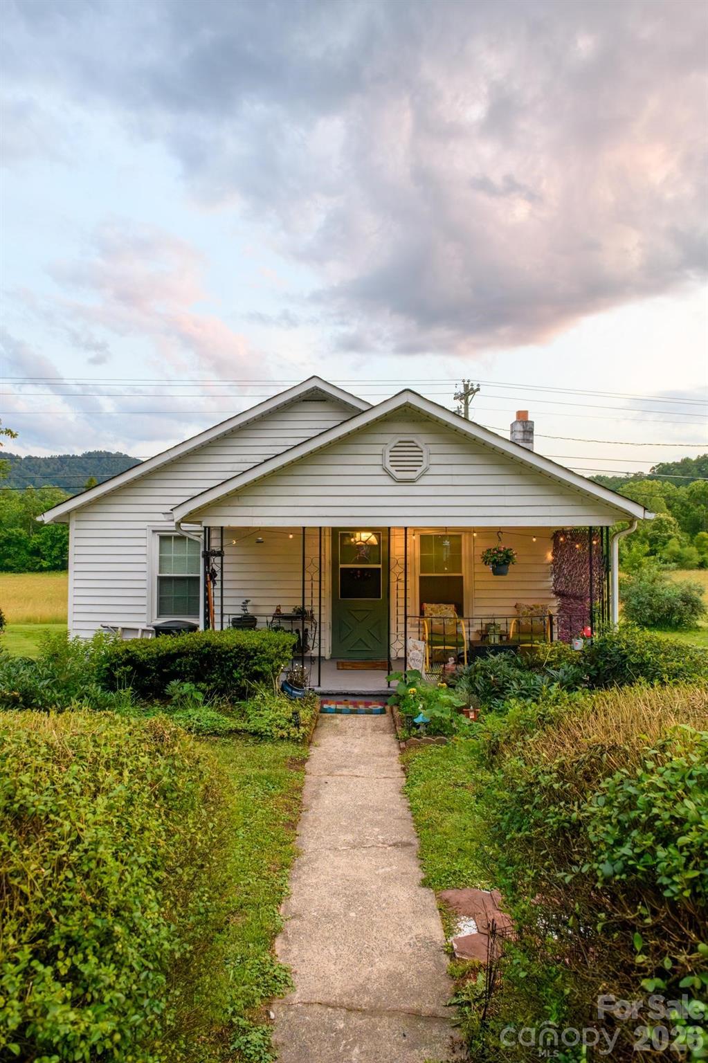 1327 Hwy 268 Highway — Lenoir