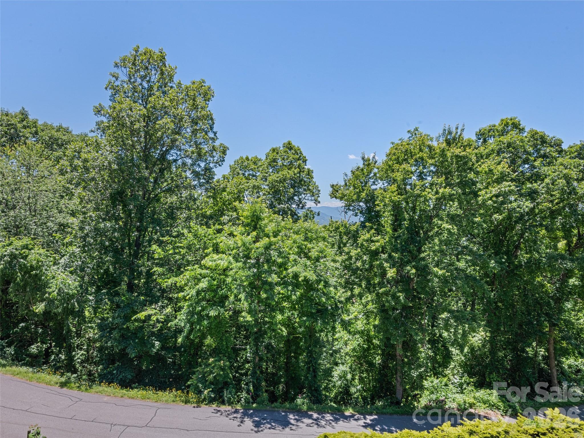 283 Blake Drive — Canton