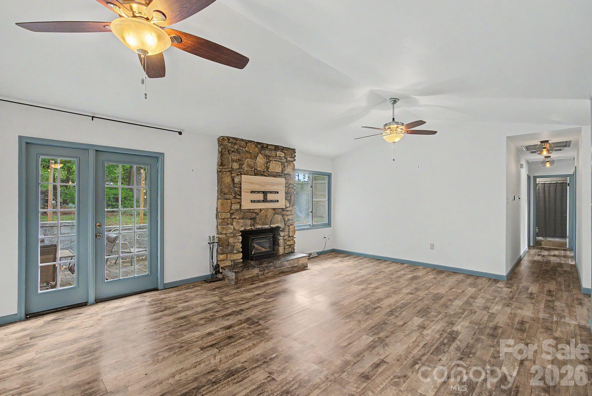 21 Glen Meadows Road — Arden