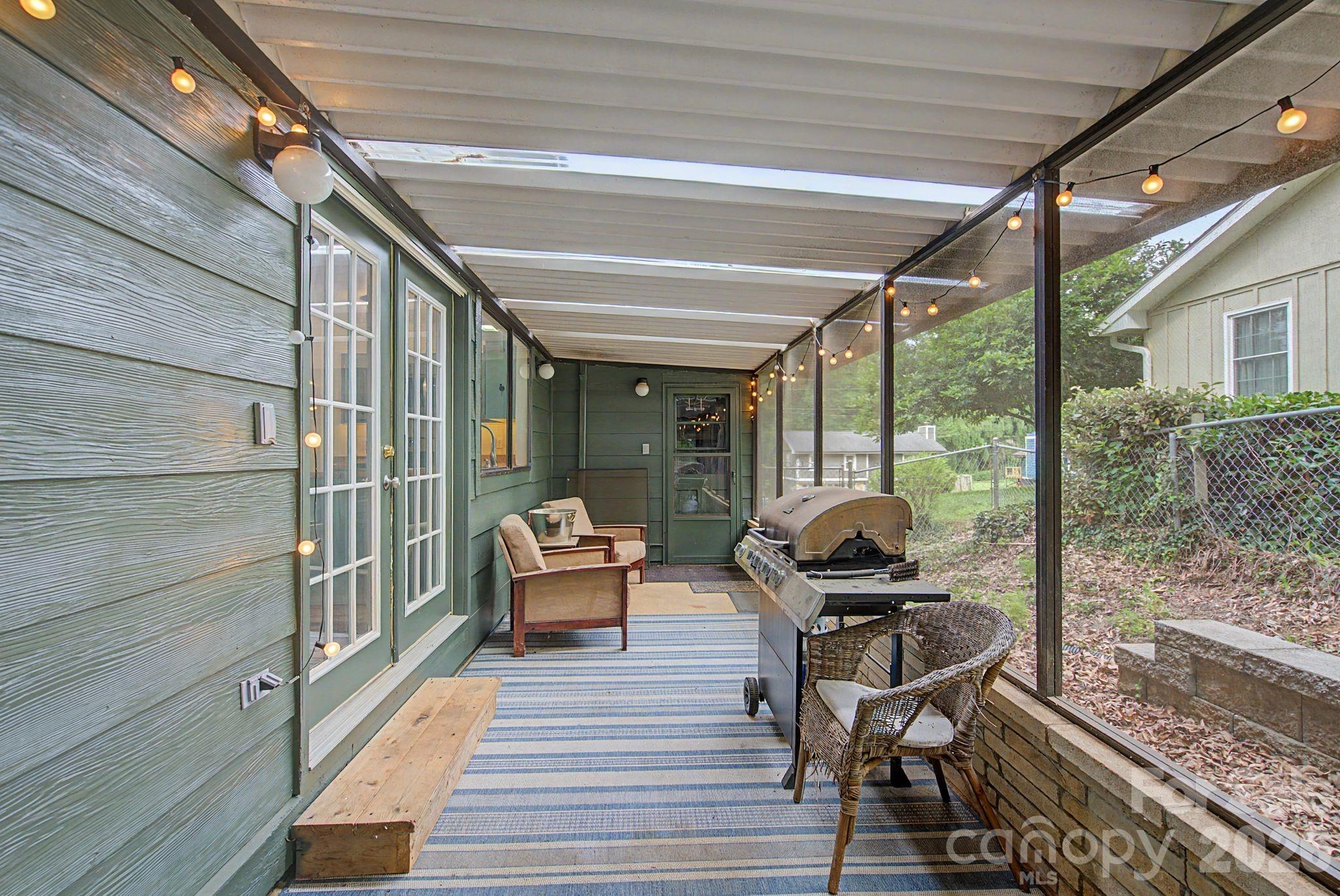 21 Glen Meadows Road — Arden