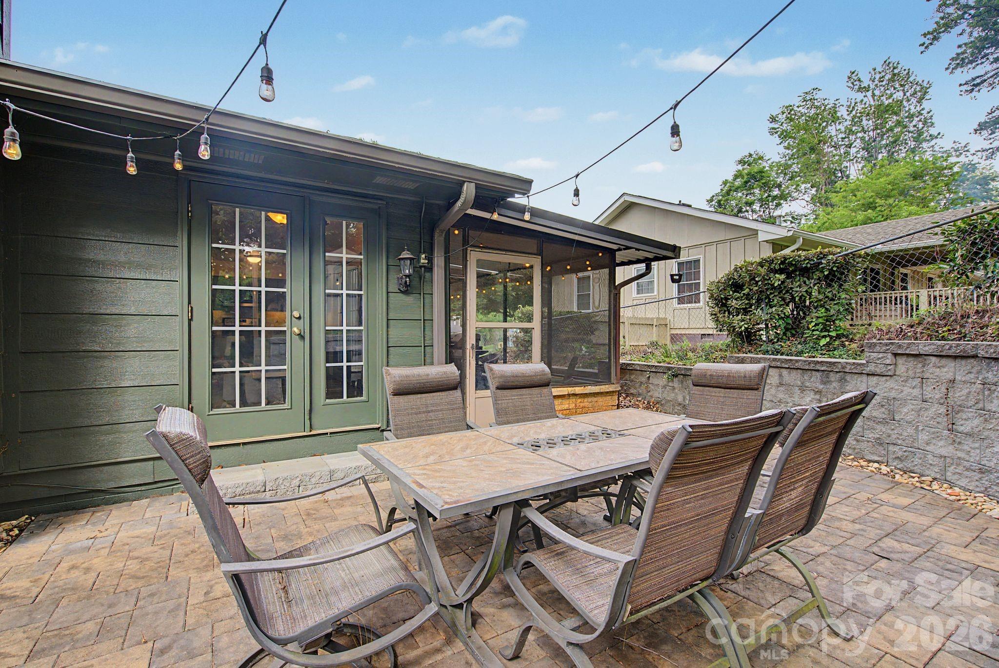 21 Glen Meadows Road — Arden