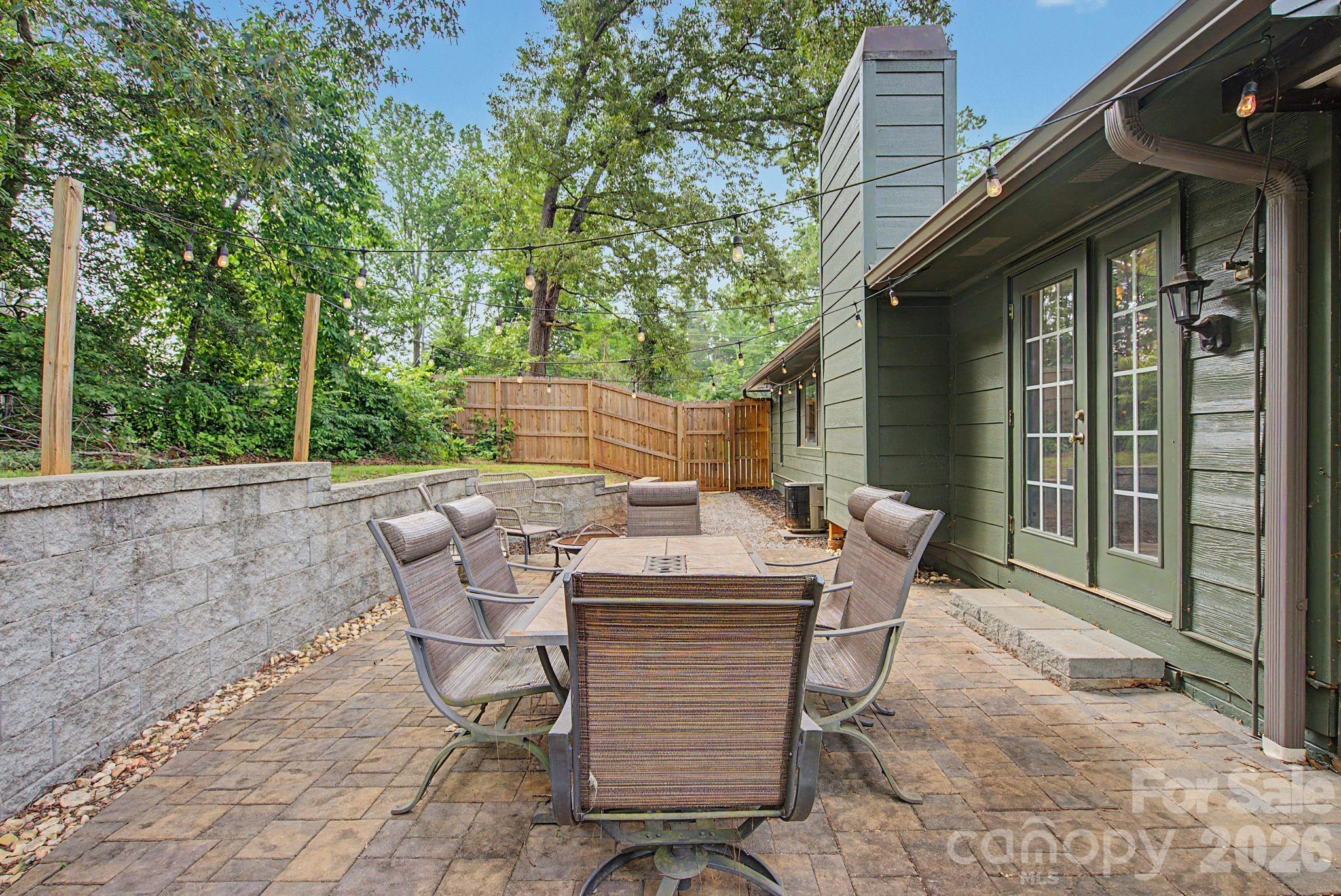 21 Glen Meadows Road — Arden