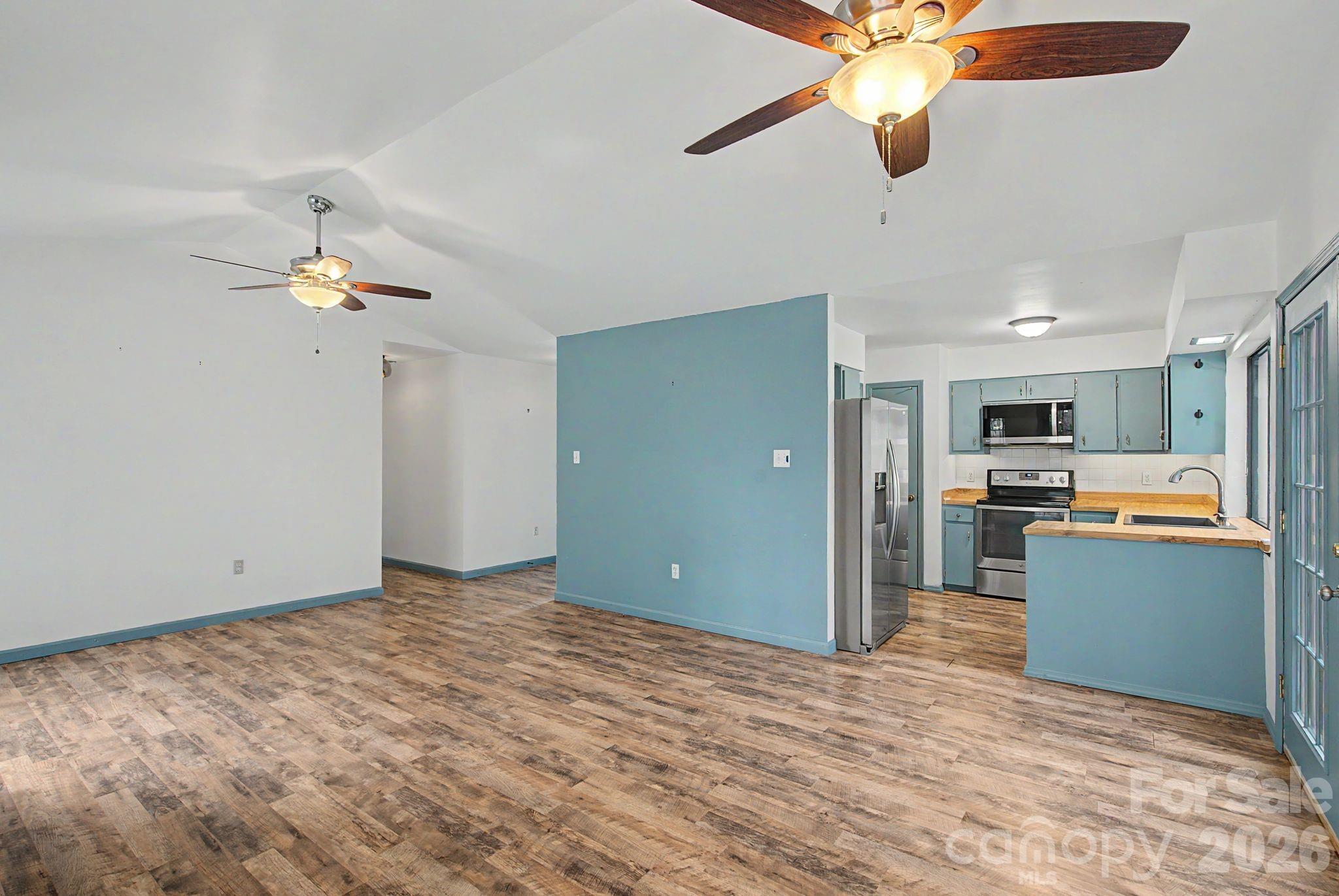 21 Glen Meadows Road — Arden