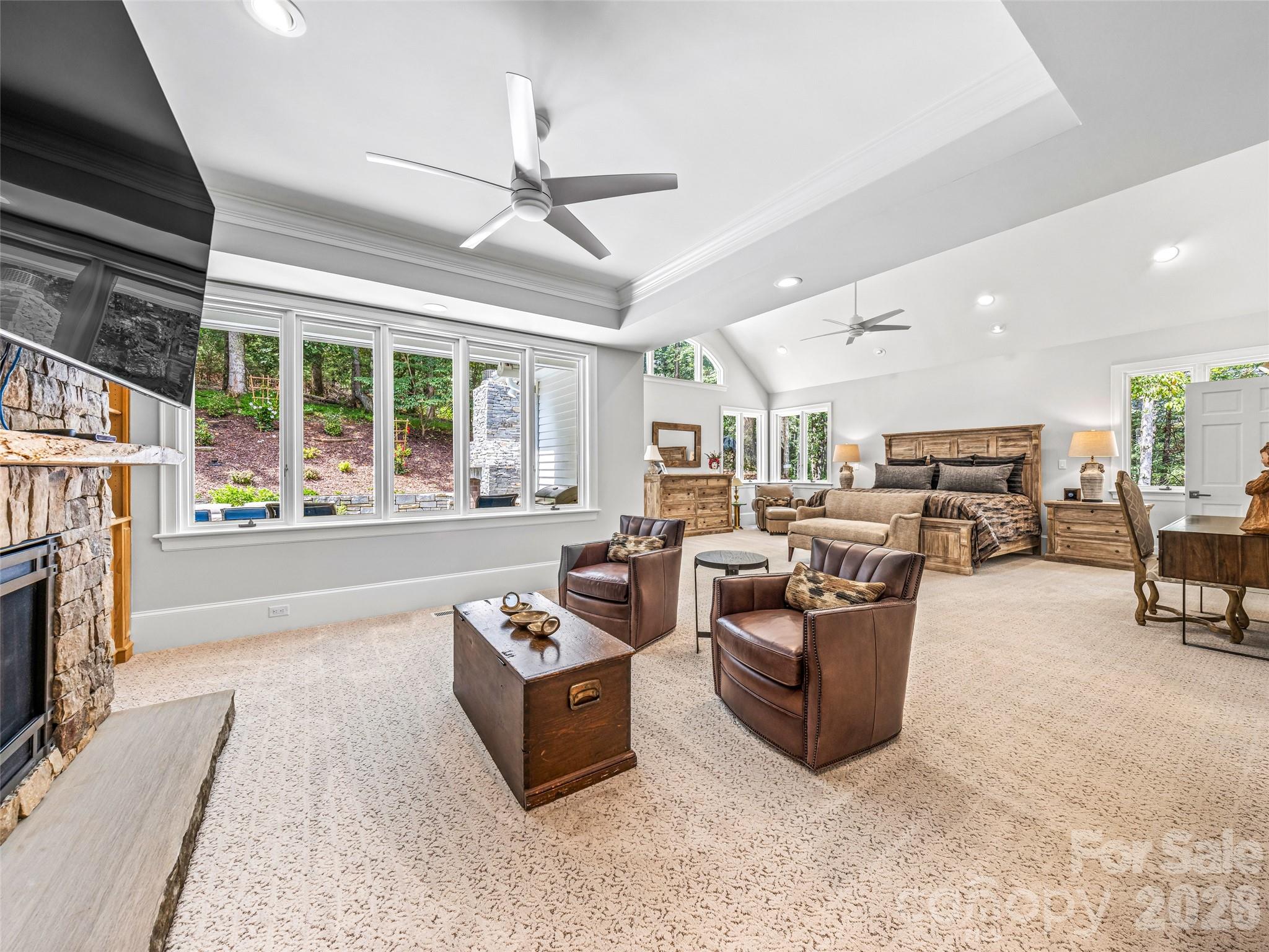 4 Cedar Hill Drive — Asheville