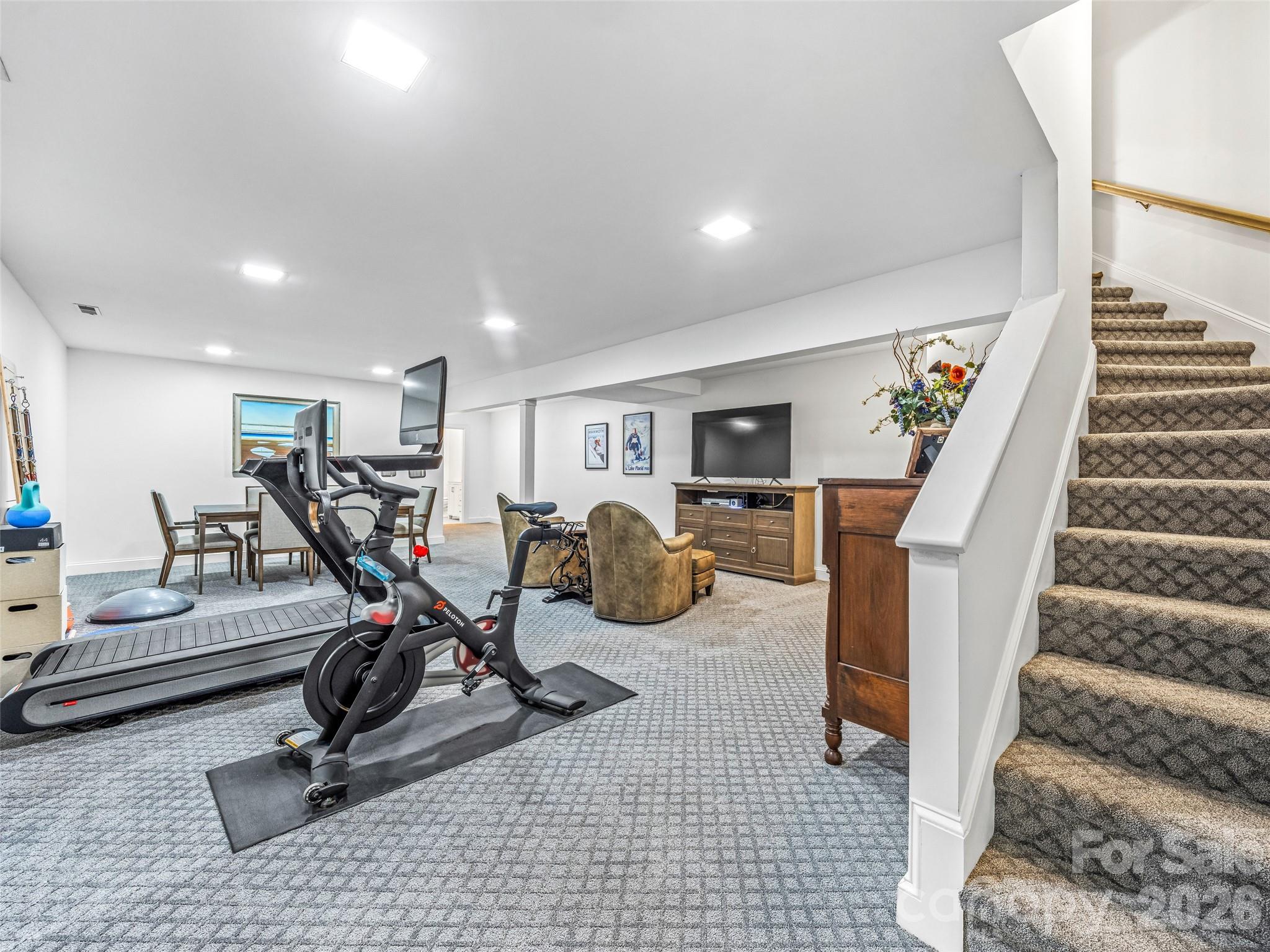 4 Cedar Hill Drive — Asheville