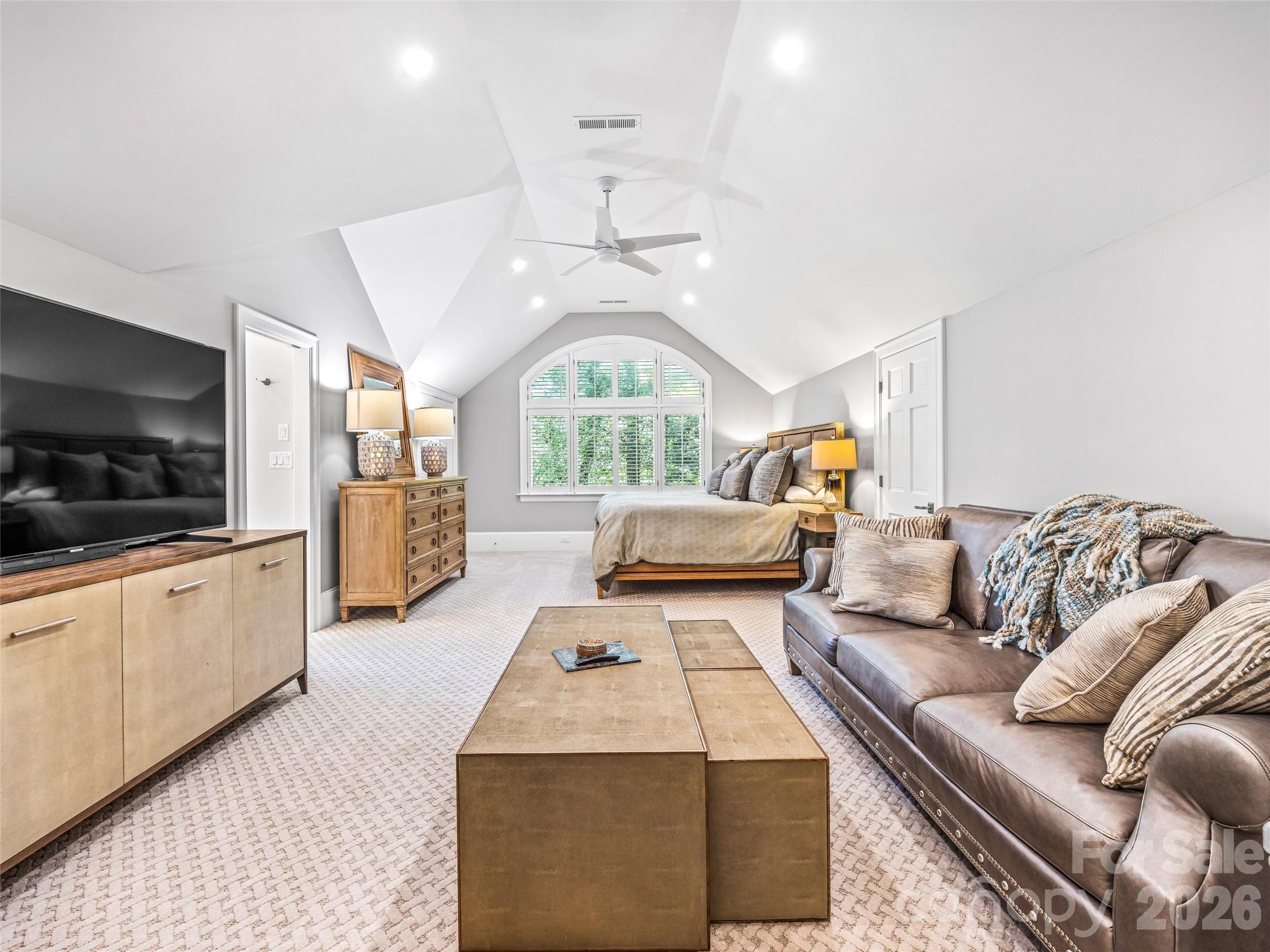 4 Cedar Hill Drive — Asheville