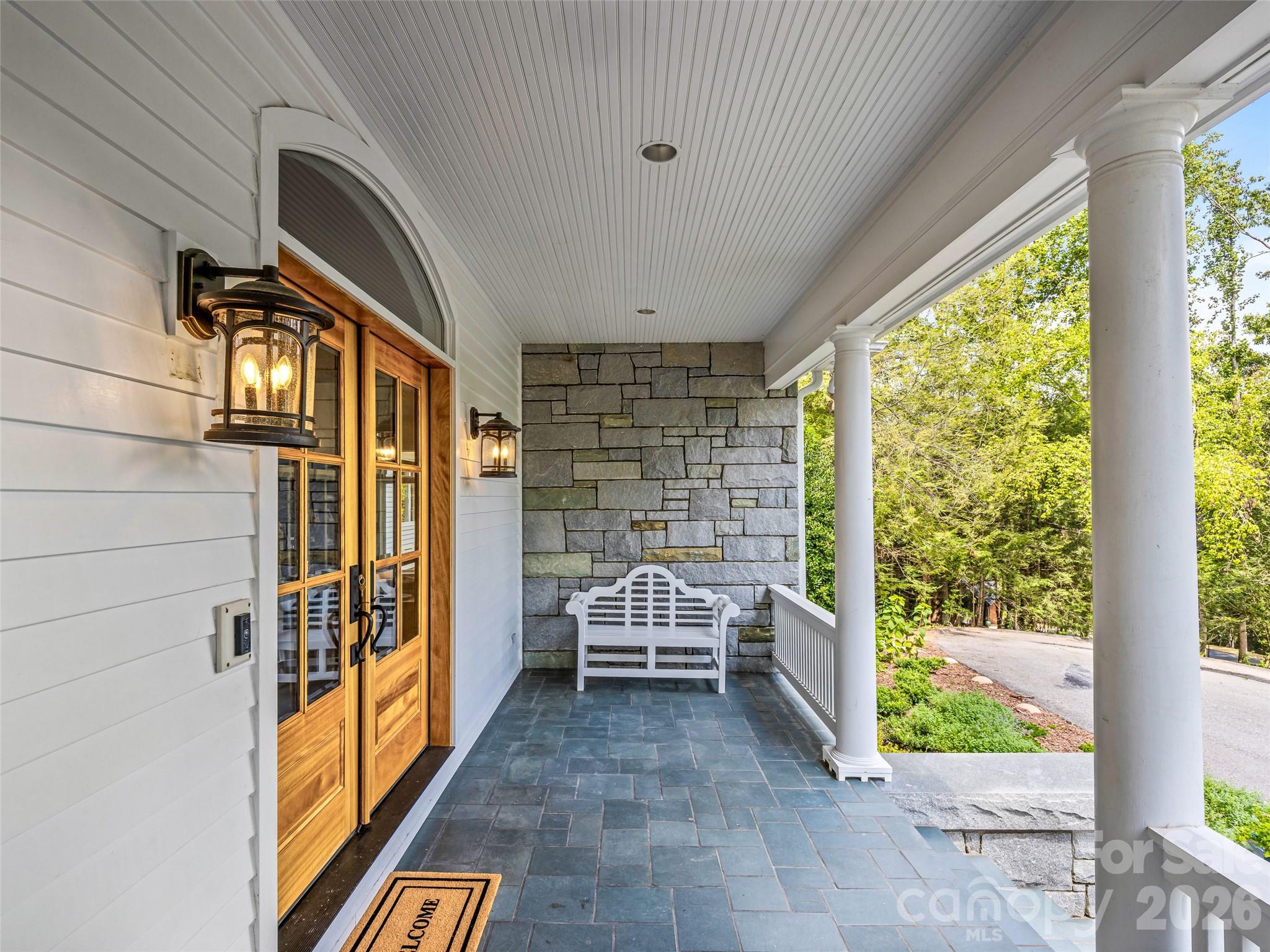 4 Cedar Hill Drive — Asheville