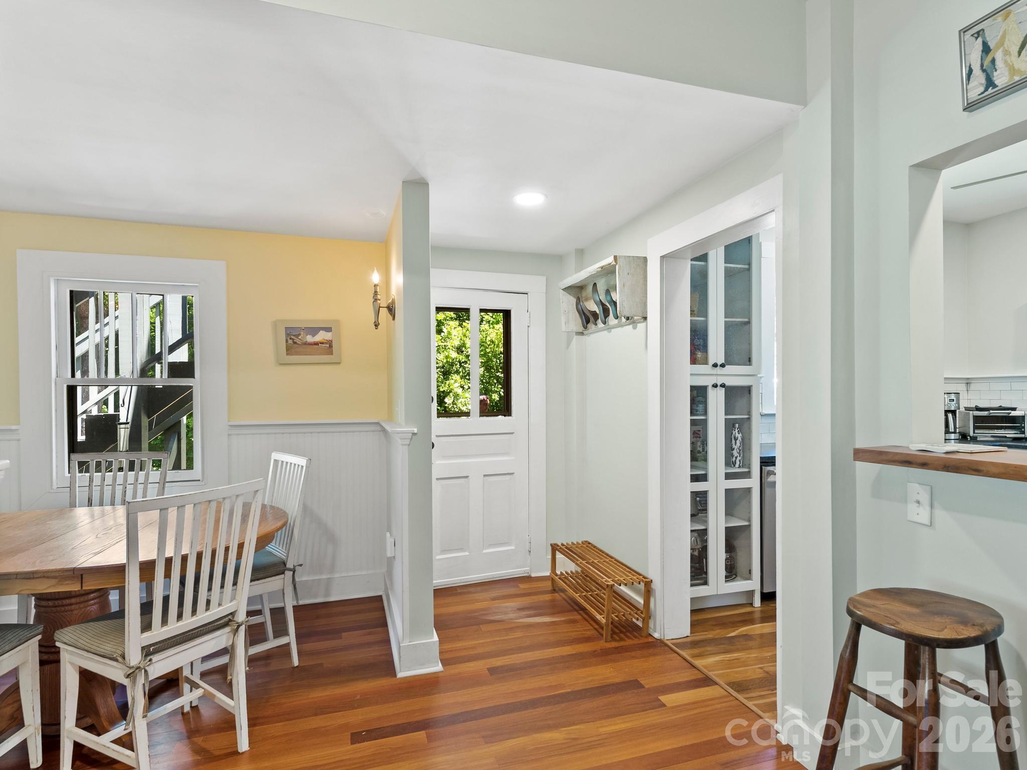 102 Courtland Avenue — Asheville