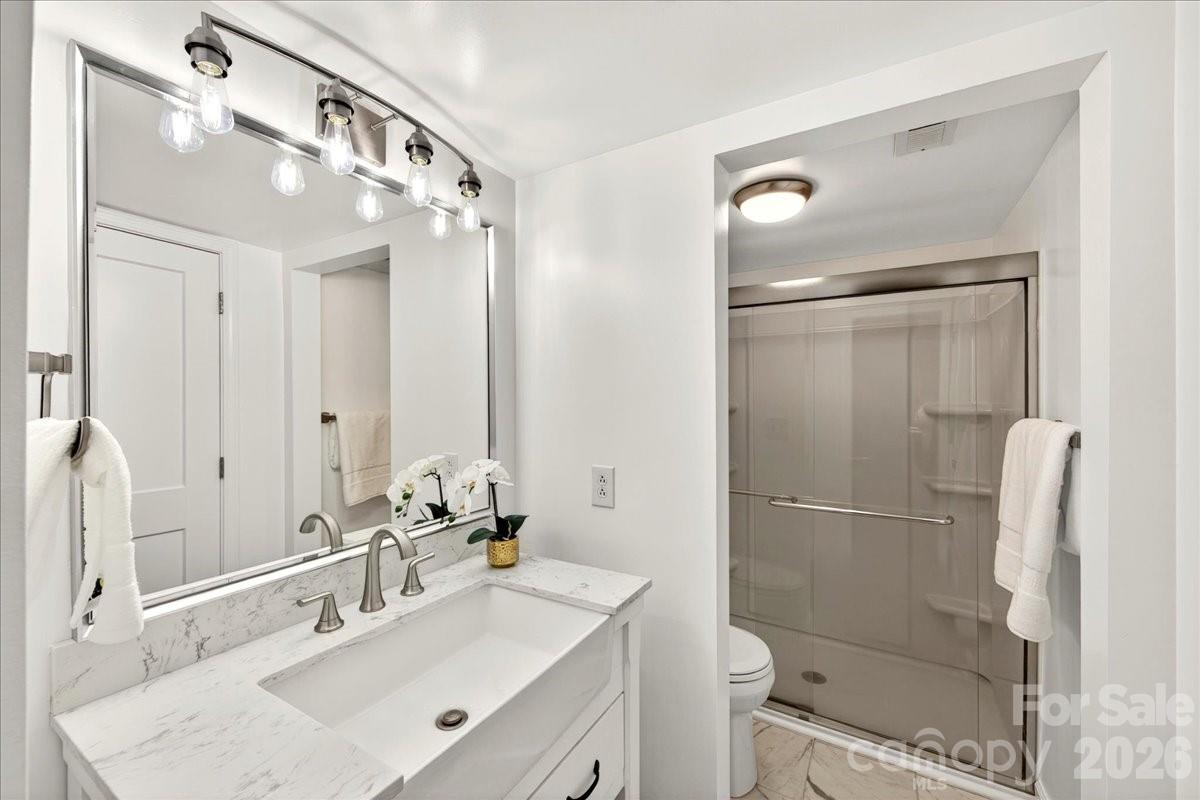 2229 Rexford Road #C — Charlotte