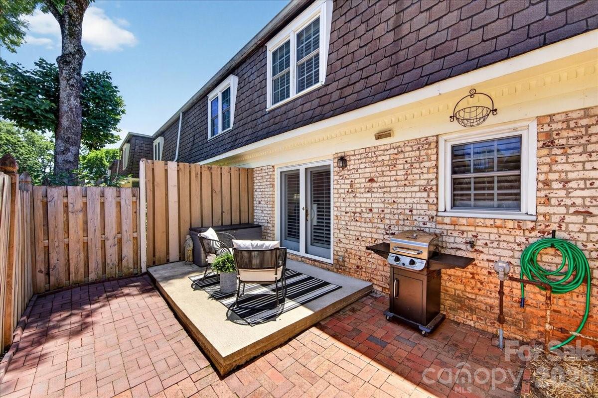 2229 Rexford Road #C — Charlotte