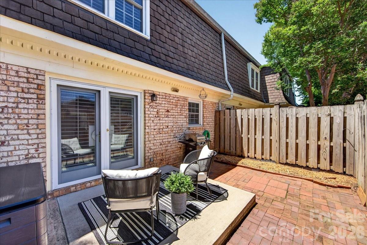 2229 Rexford Road #C — Charlotte