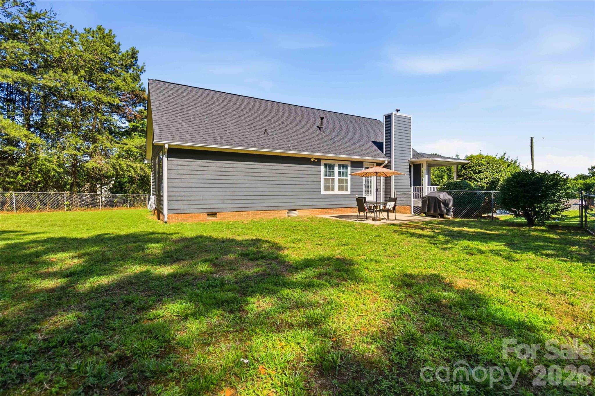717 Peregrine Court — Gastonia