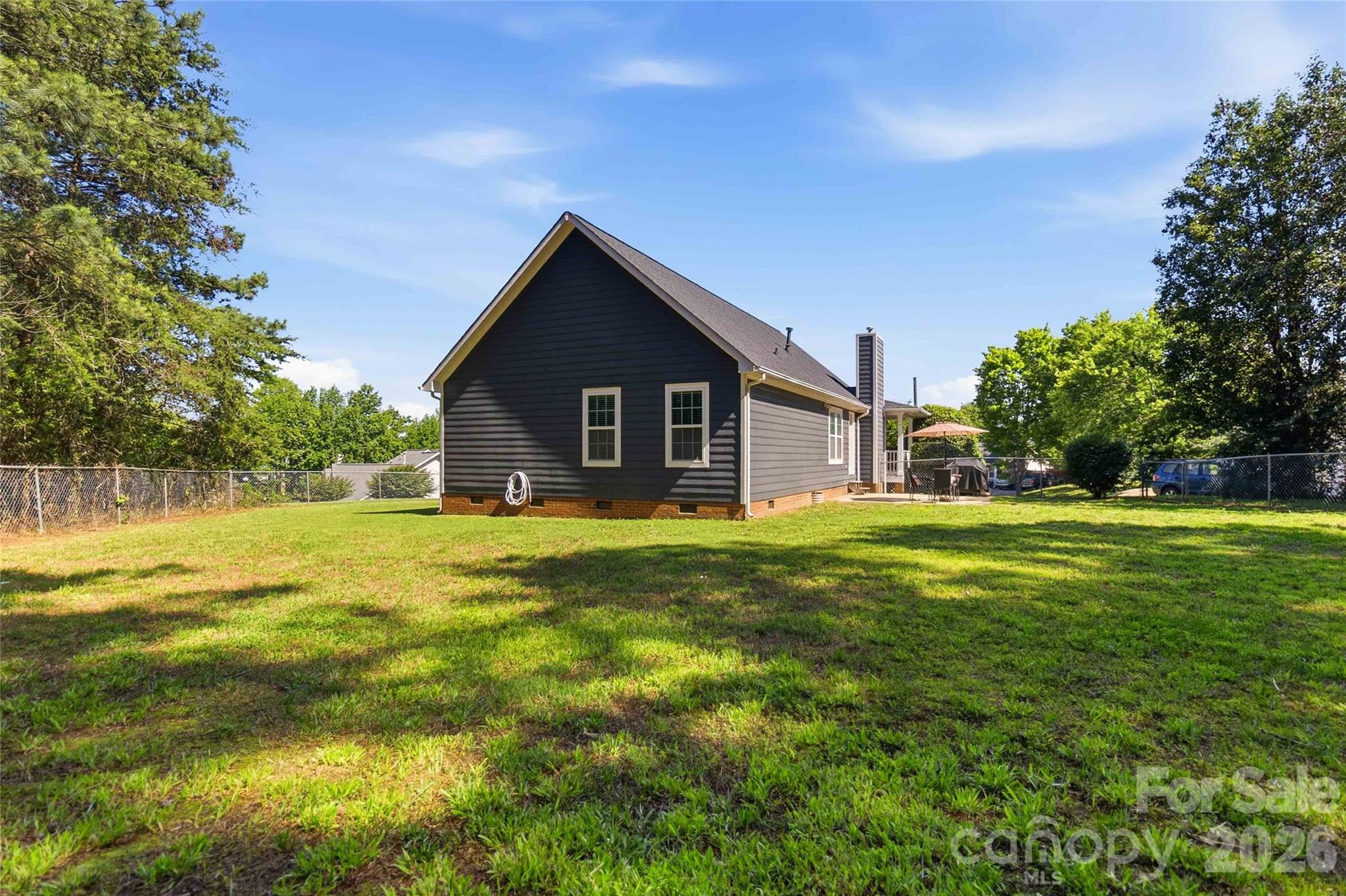 717 Peregrine Court — Gastonia