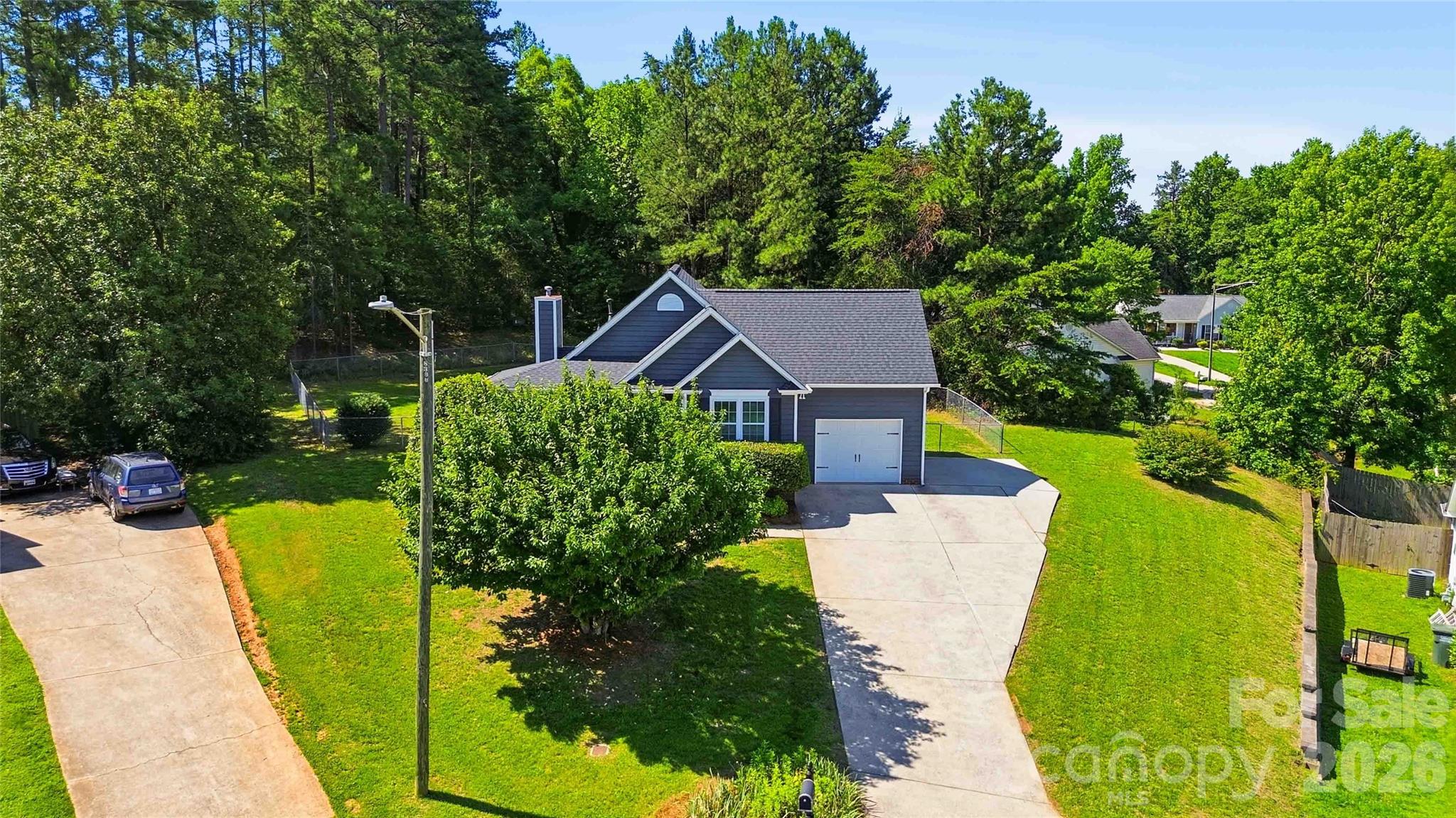 717 Peregrine Court — Gastonia