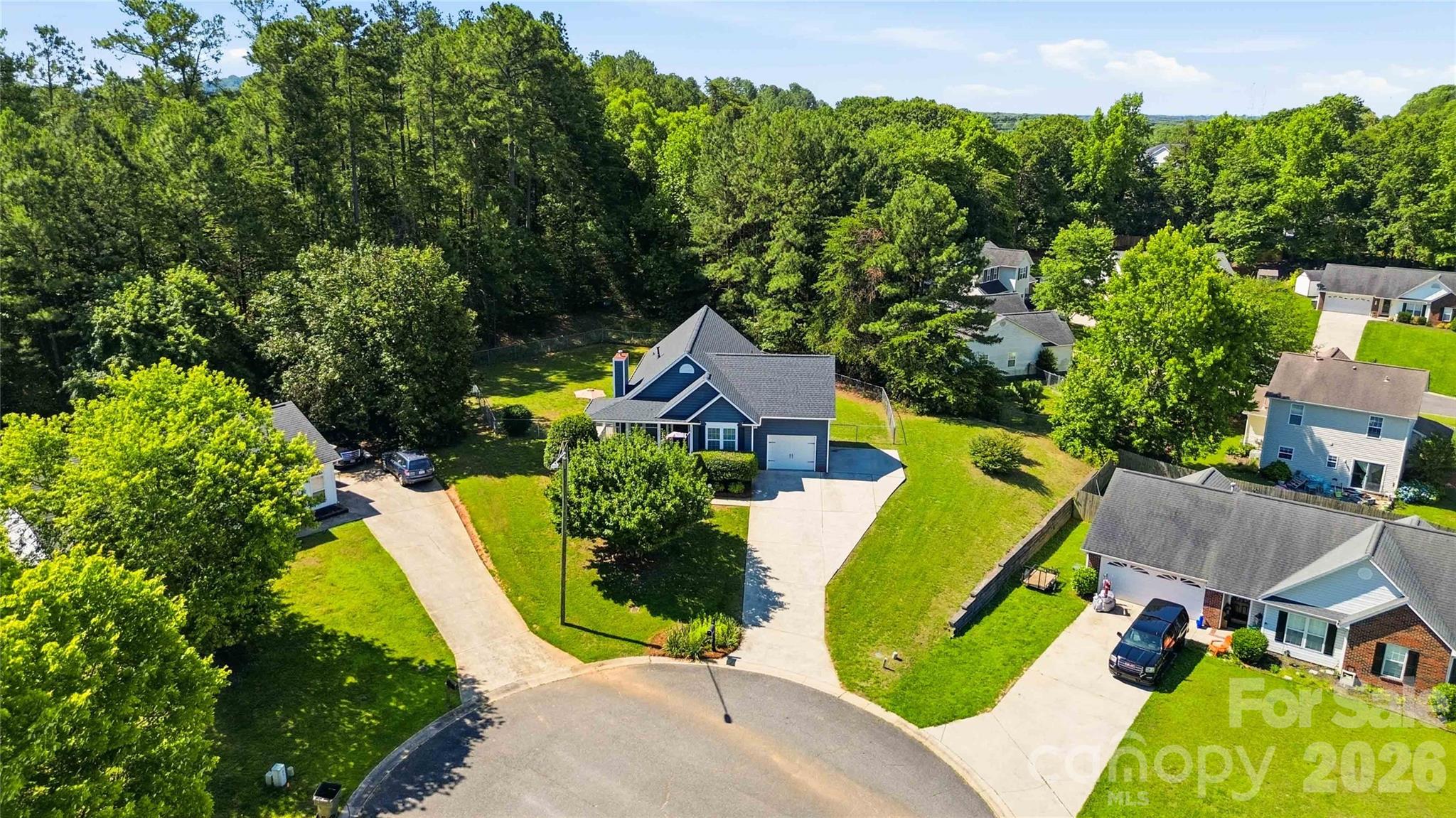 717 Peregrine Court — Gastonia
