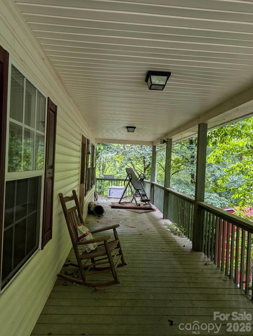 197 Dogwood Drive — Hayesville