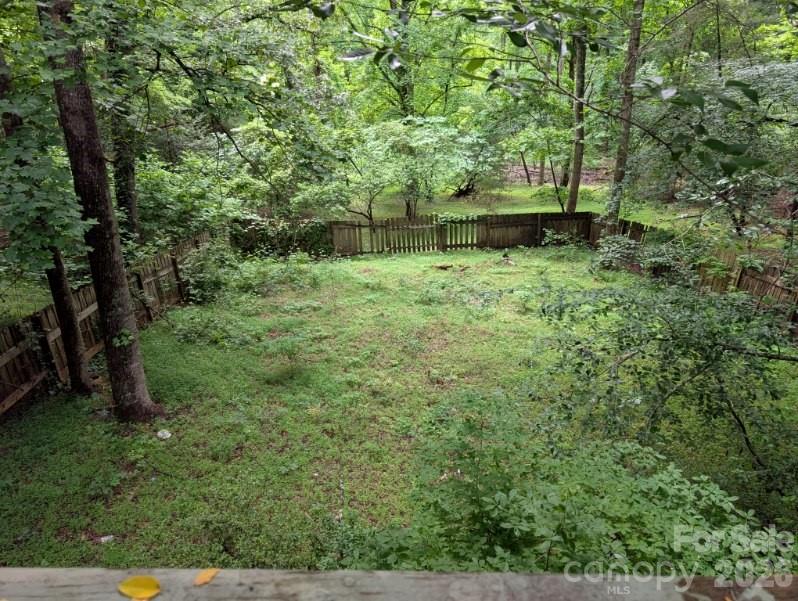 197 Dogwood Drive — Hayesville