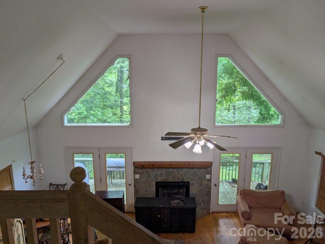 197 Dogwood Drive — Hayesville
