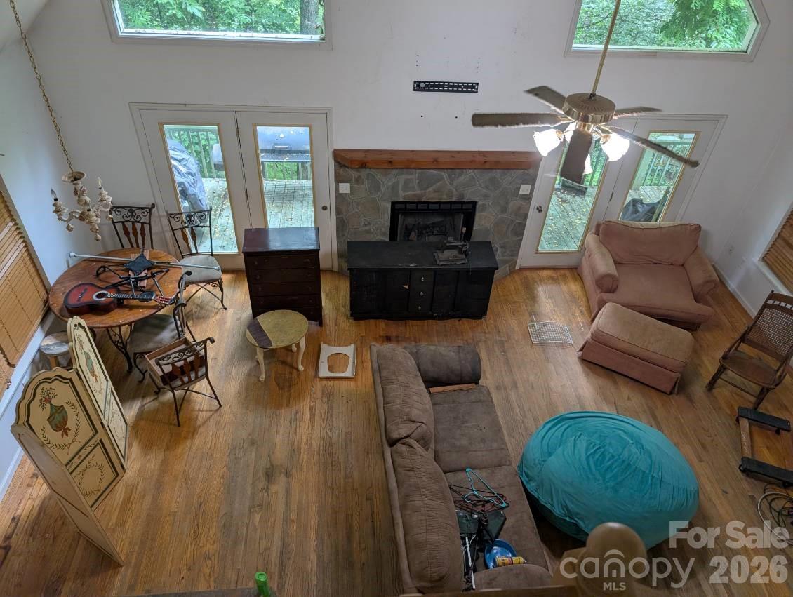 197 Dogwood Drive — Hayesville