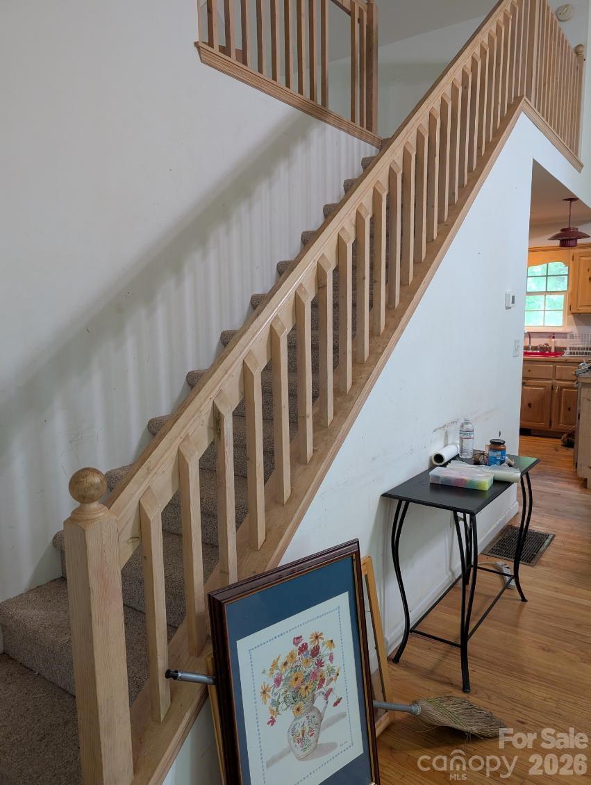 197 Dogwood Drive — Hayesville