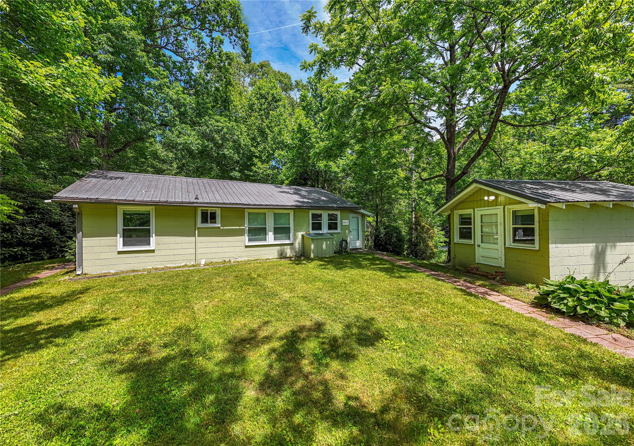 2603 Kim Miller Road — Lake Toxaway