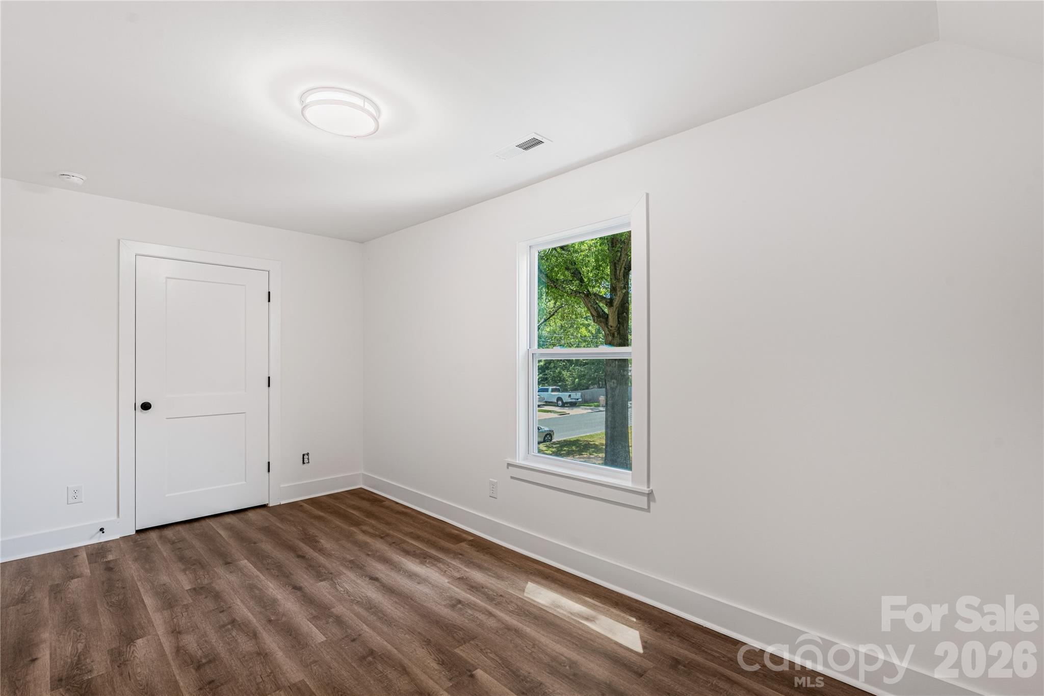 209 East Dixon Street — Lincolnton