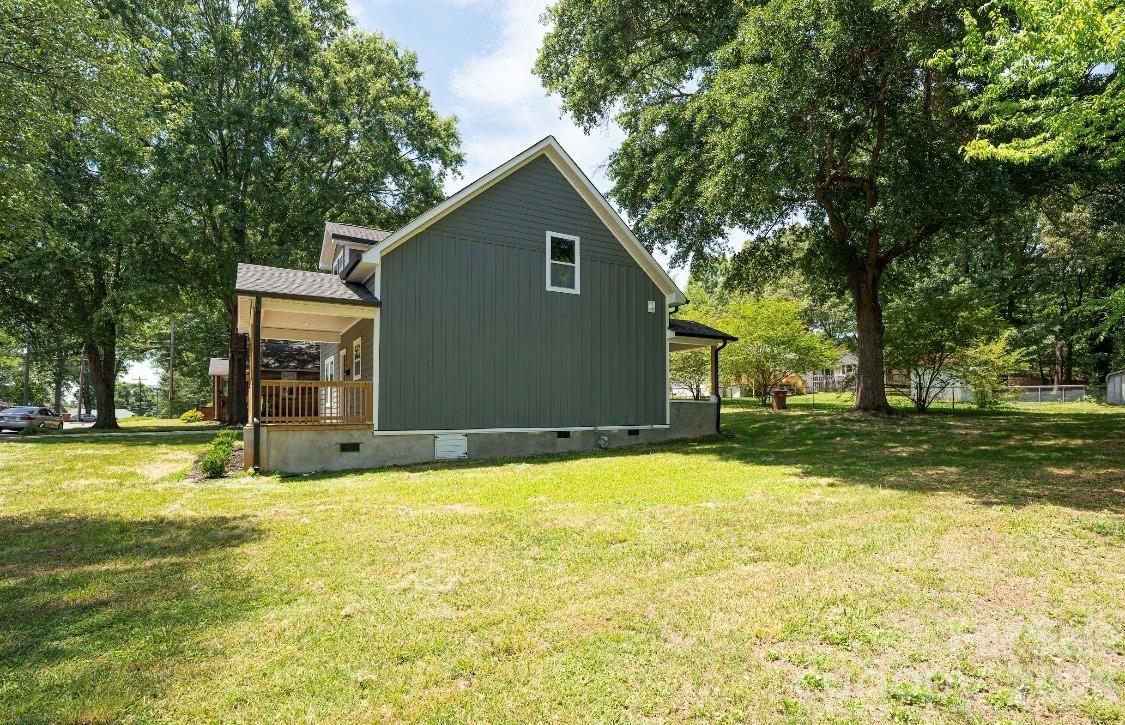 209 East Dixon Street — Lincolnton
