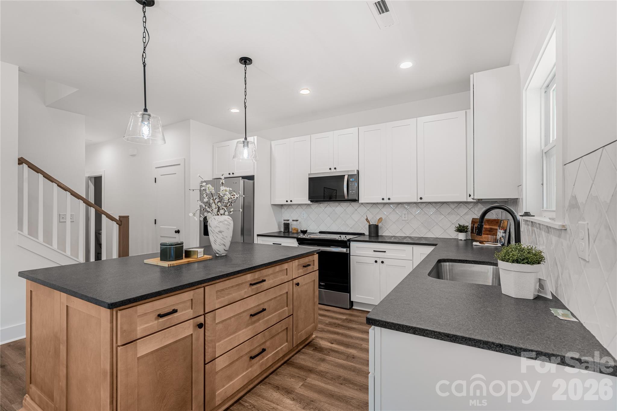 209 East Dixon Street — Lincolnton