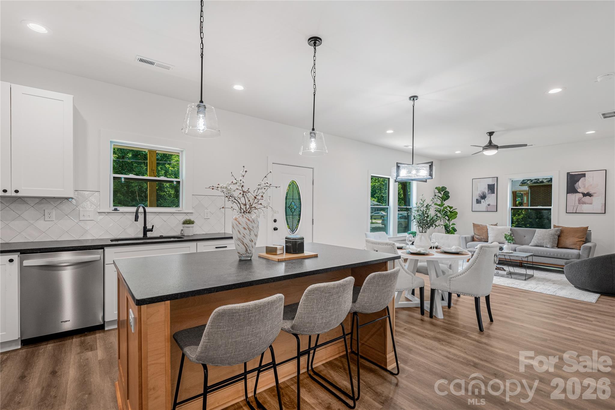 209 East Dixon Street — Lincolnton