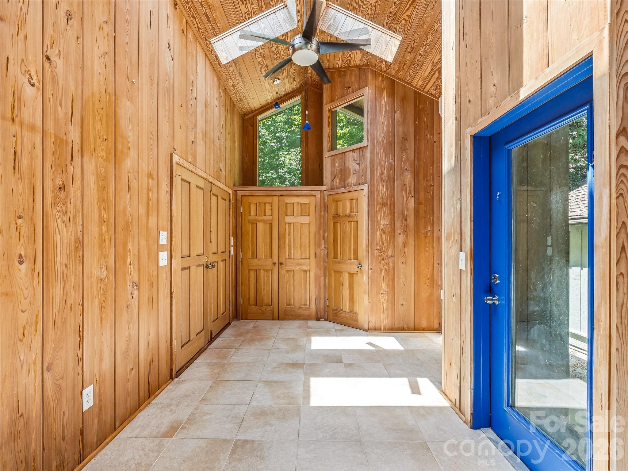 1430 Valmont Drive — Hendersonville