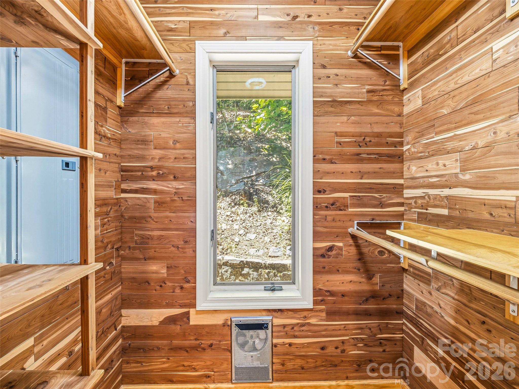 1430 Valmont Drive — Hendersonville