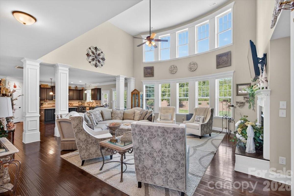 10515 Sweethaven Lane — Harrisburg