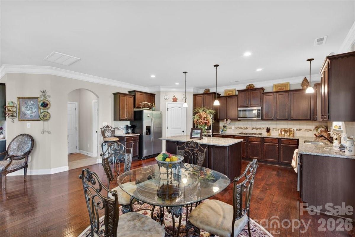 10515 Sweethaven Lane — Harrisburg
