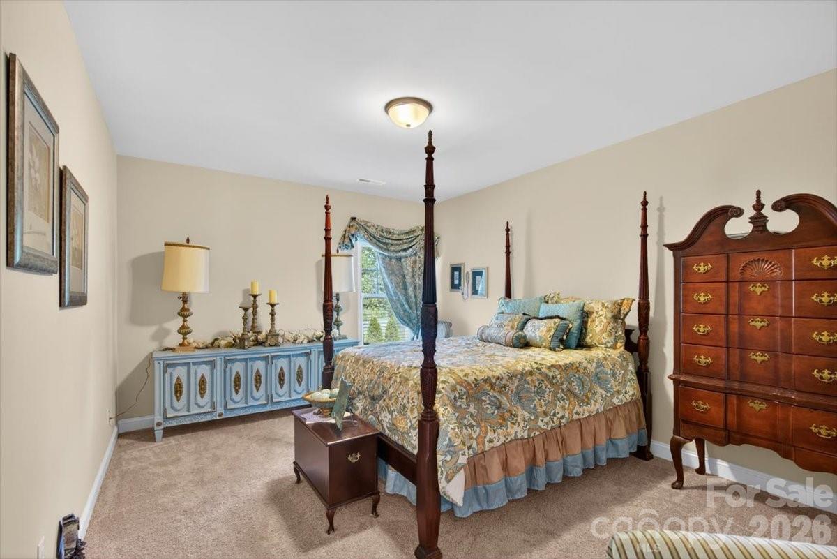 10515 Sweethaven Lane — Harrisburg