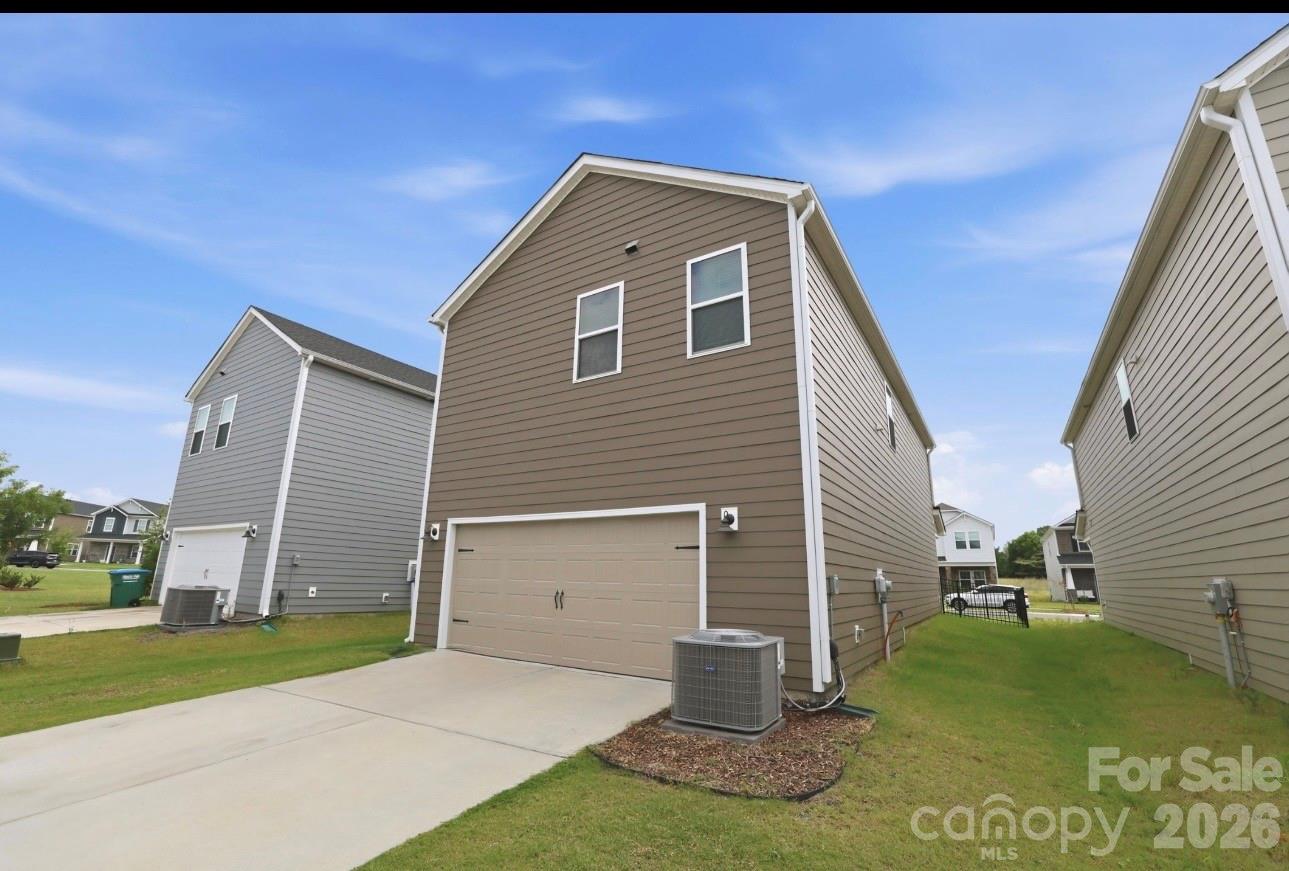 207 Orson Oaks Lane — Pineville