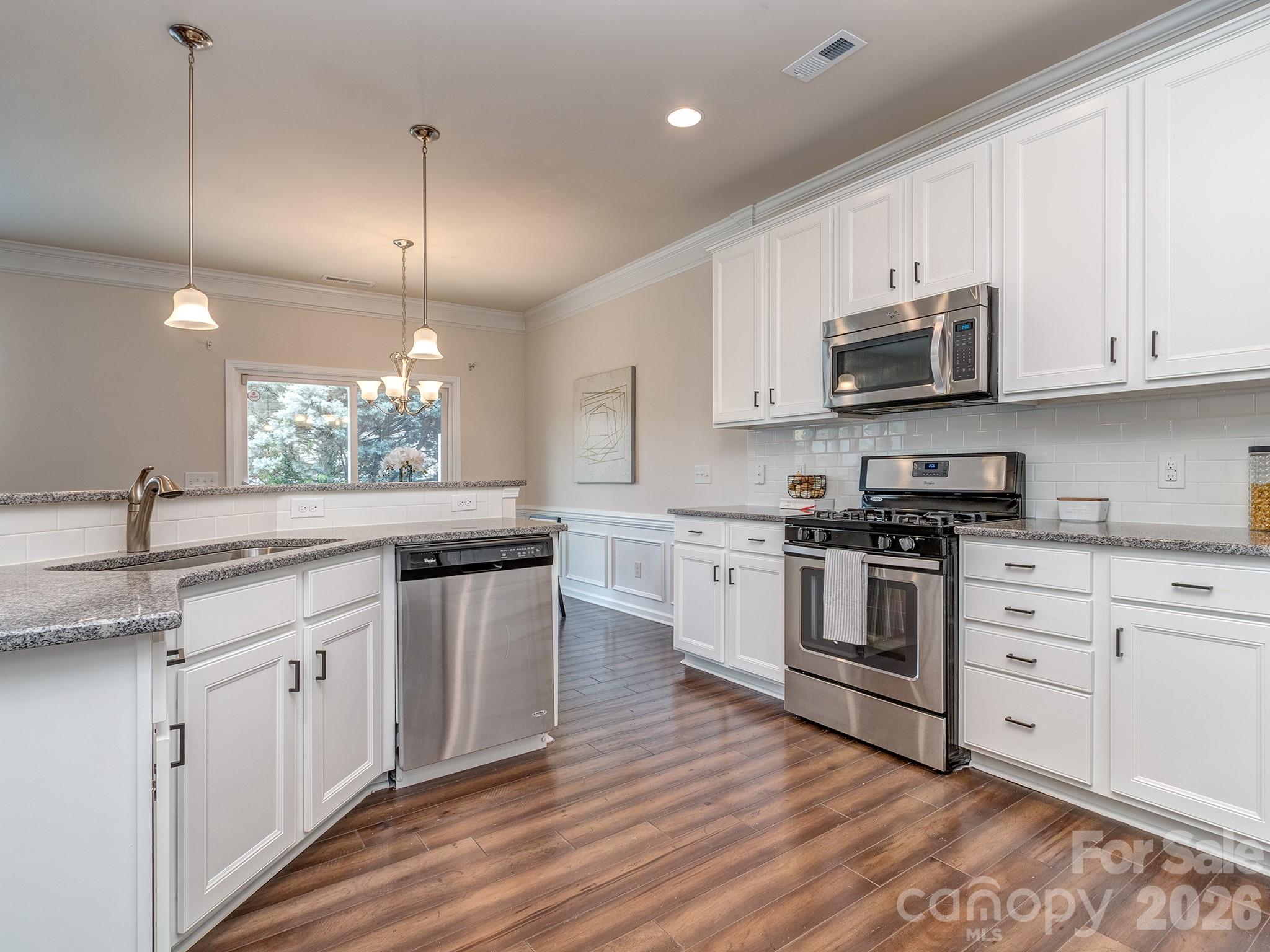 4354 Park South Station Boulevard — Charlotte