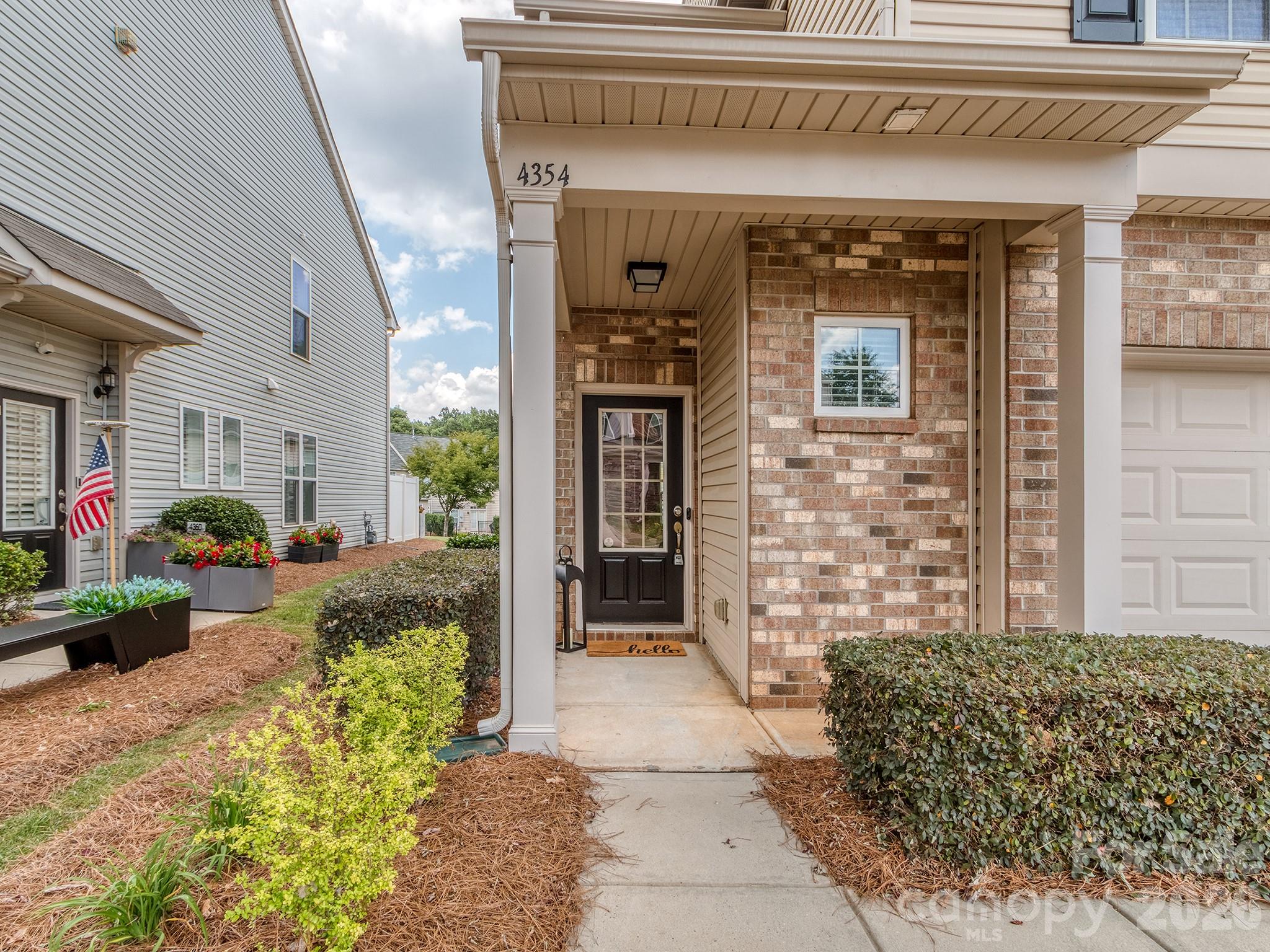 4354 Park South Station Boulevard — Charlotte