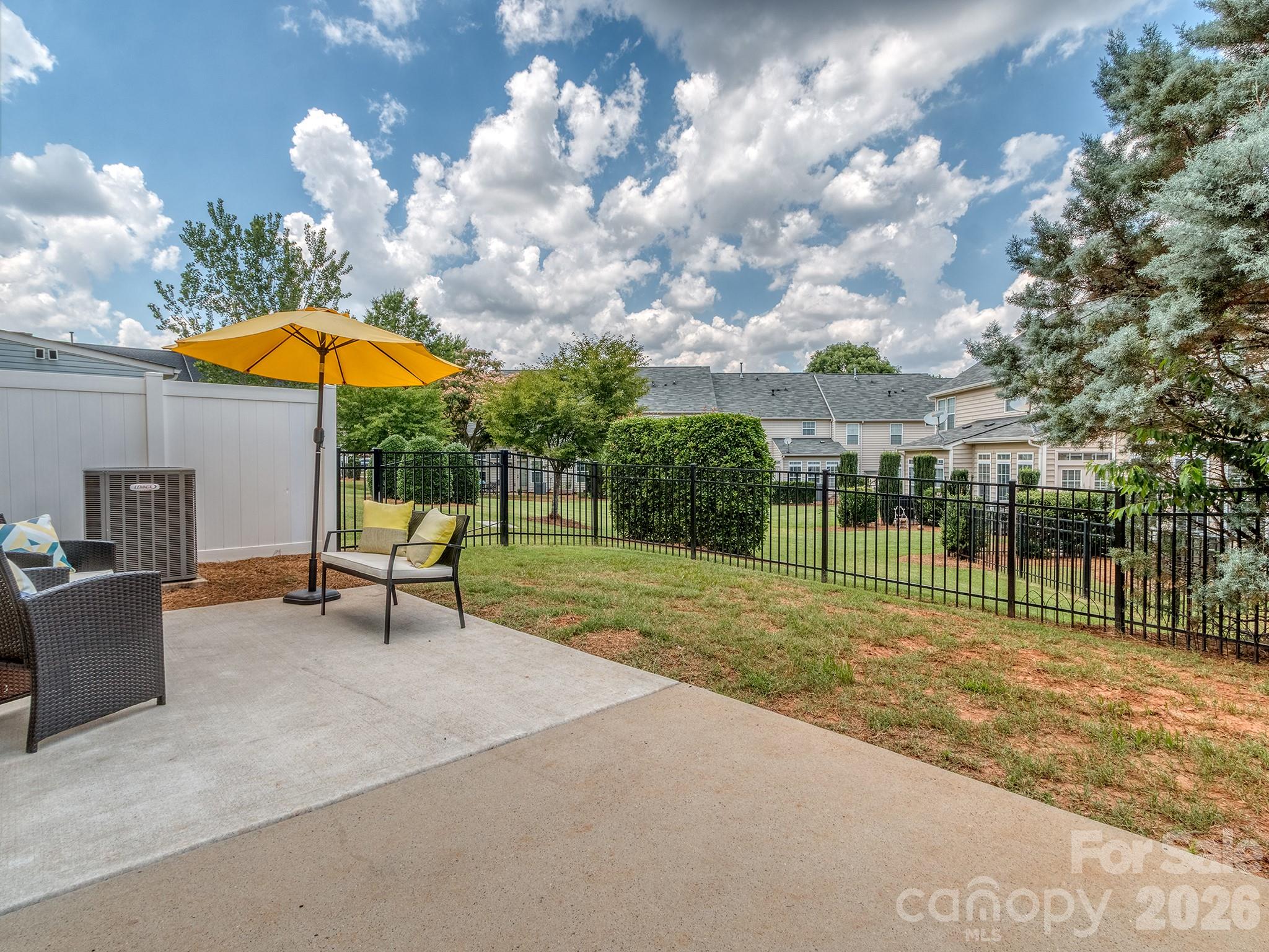 4354 Park South Station Boulevard — Charlotte