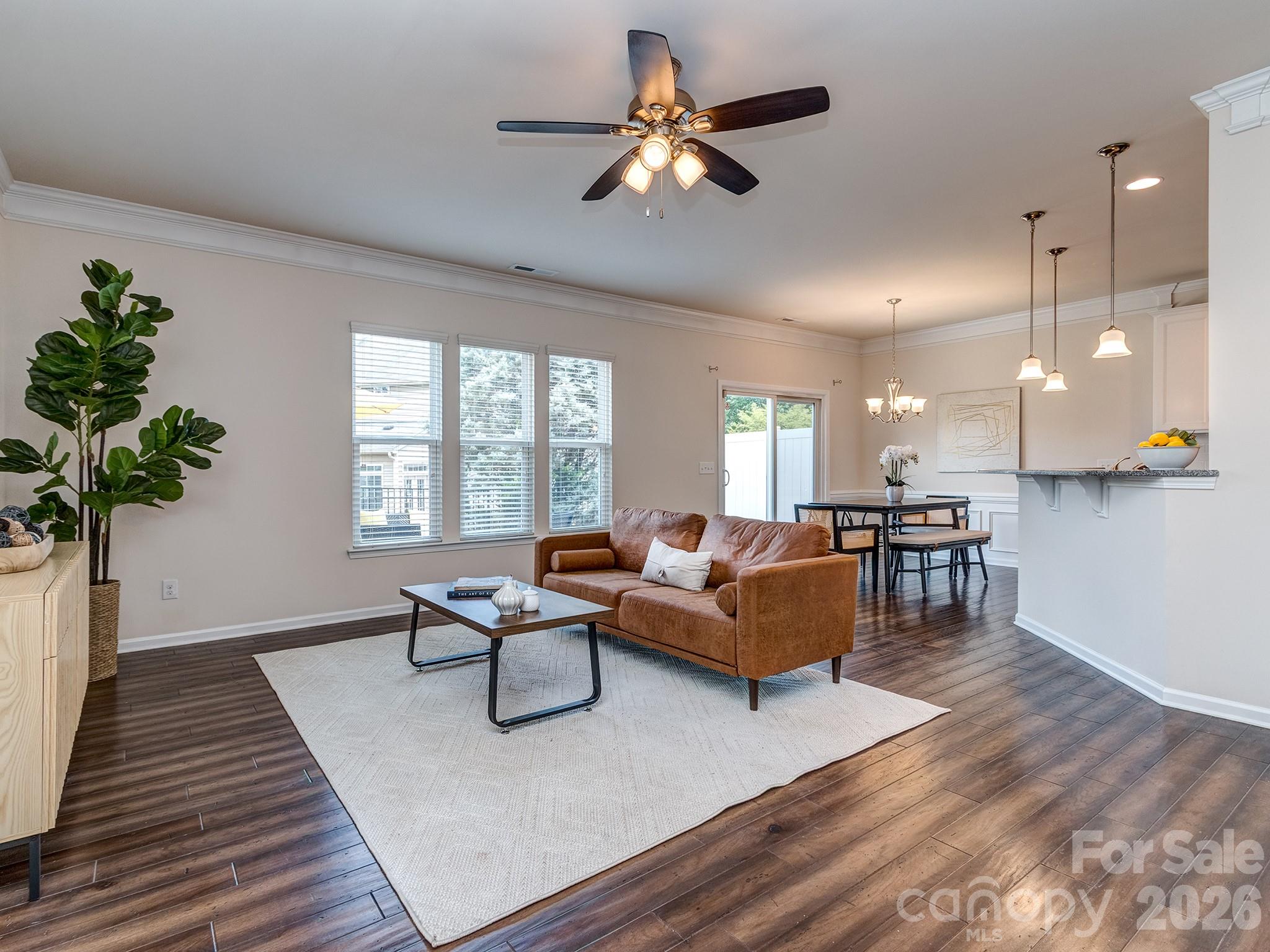4354 Park South Station Boulevard — Charlotte