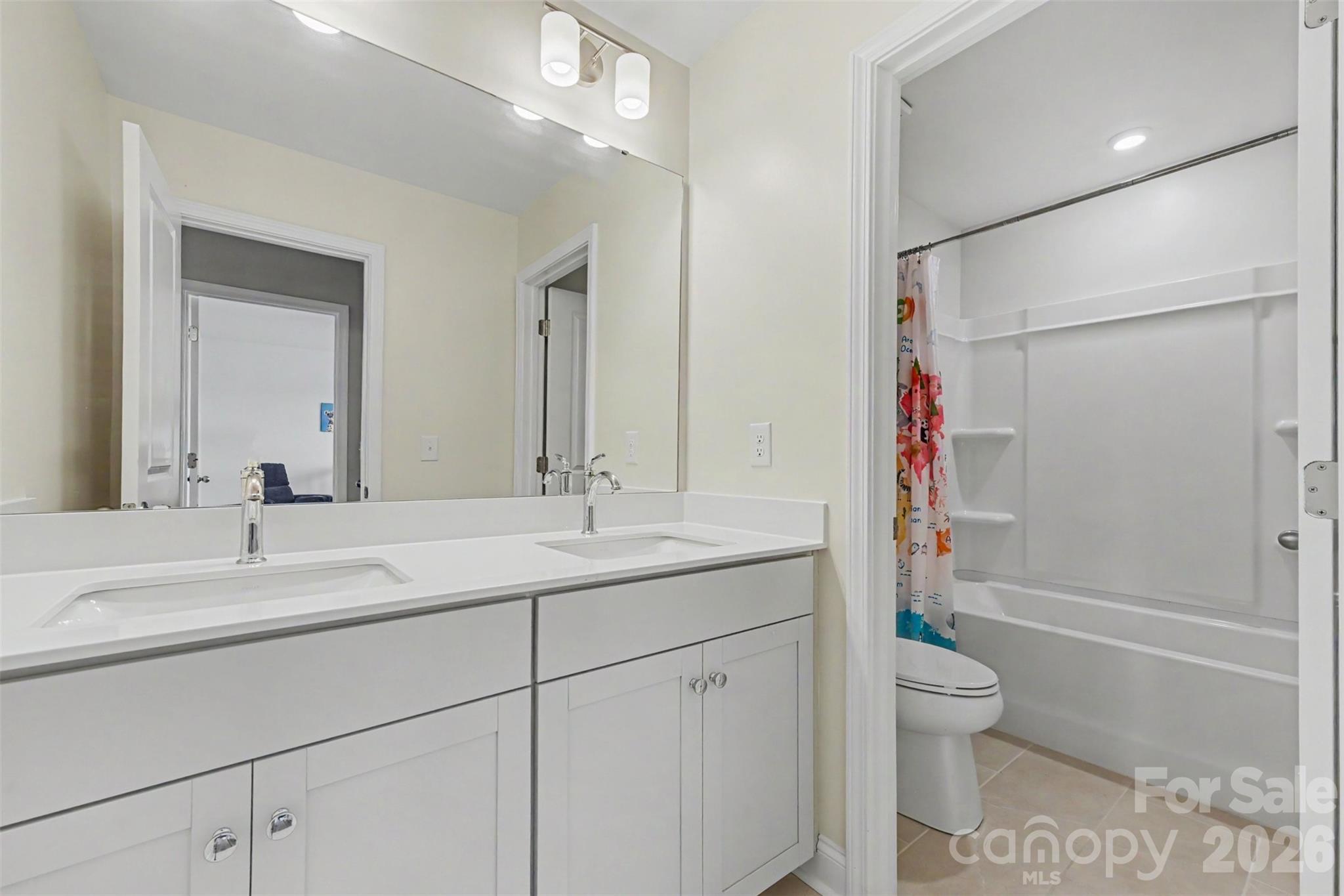 642 Amberjack Place — York