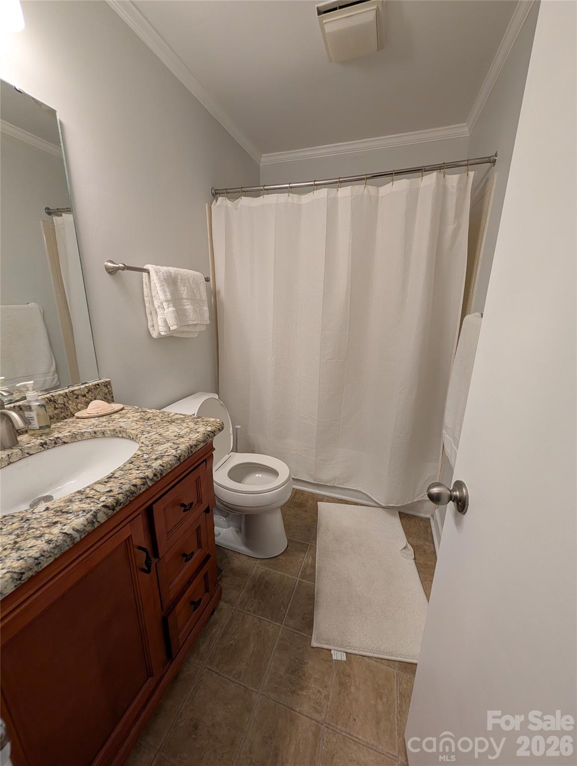 1600 Sharon Road — Charlotte